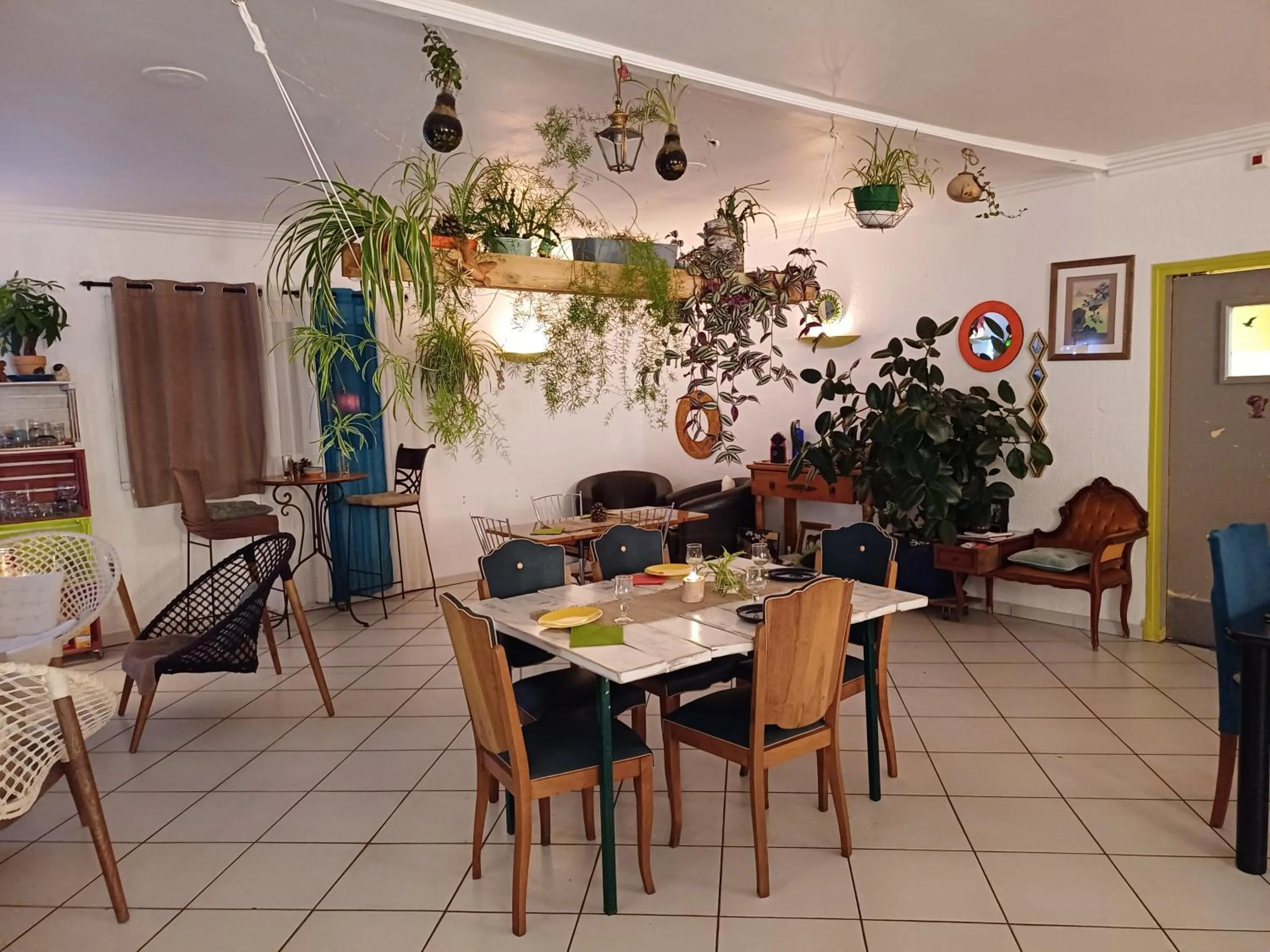 Property building in Bel Hotel Restaurant la Gentilhommière