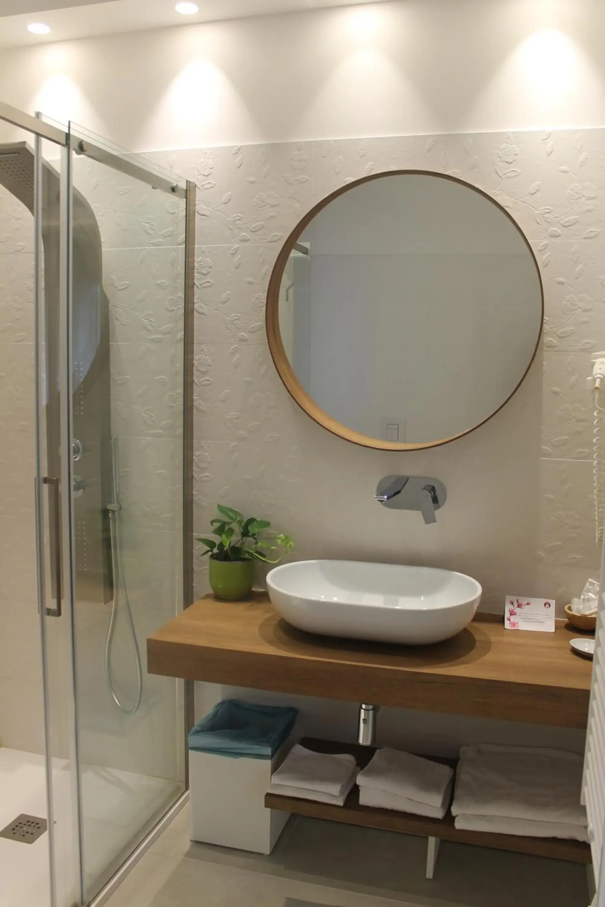 Triple Room in B&B LE MAGNOLIE Triple Room in B&B LE MAGNOLIE