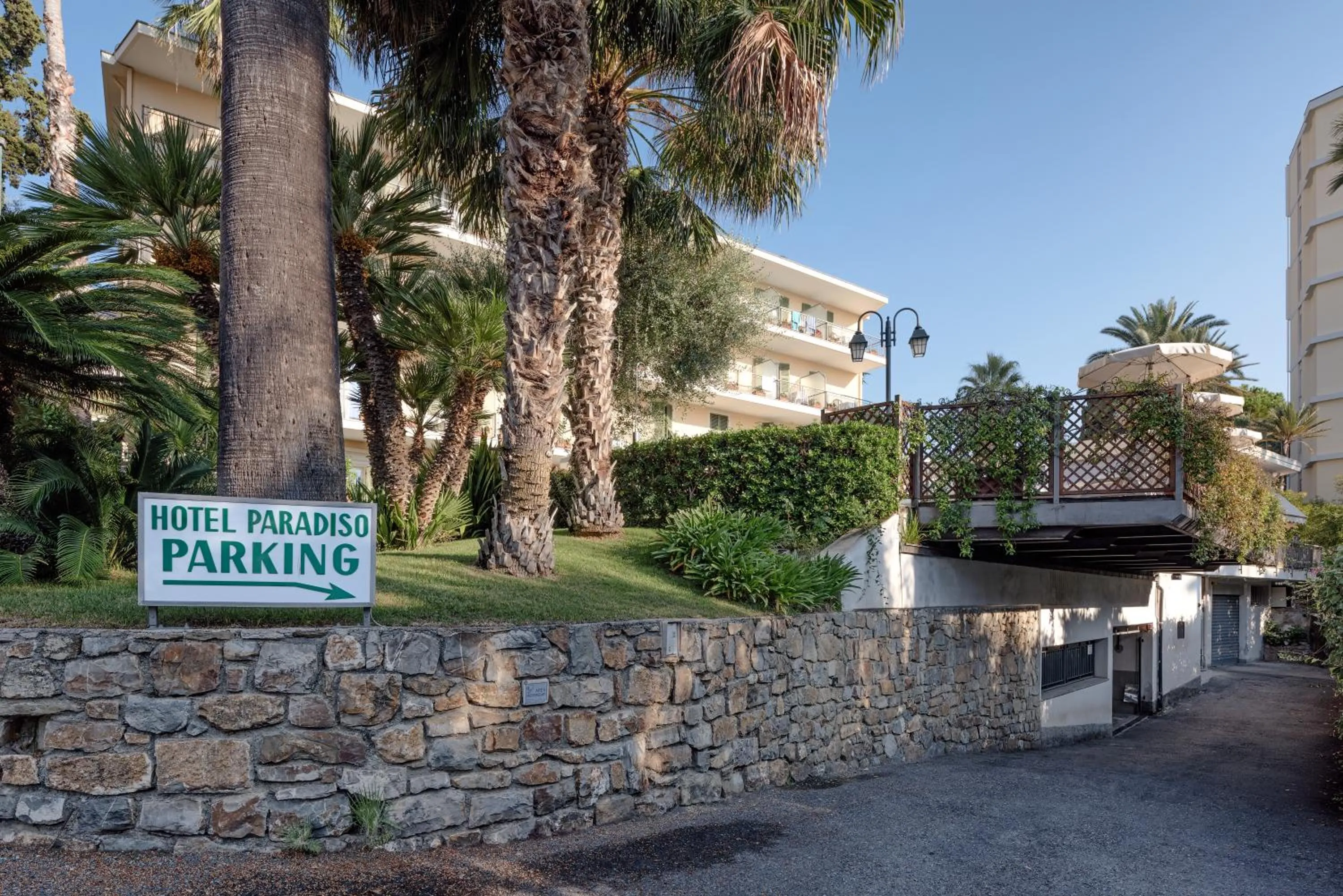 Garden in Hotel Paradiso