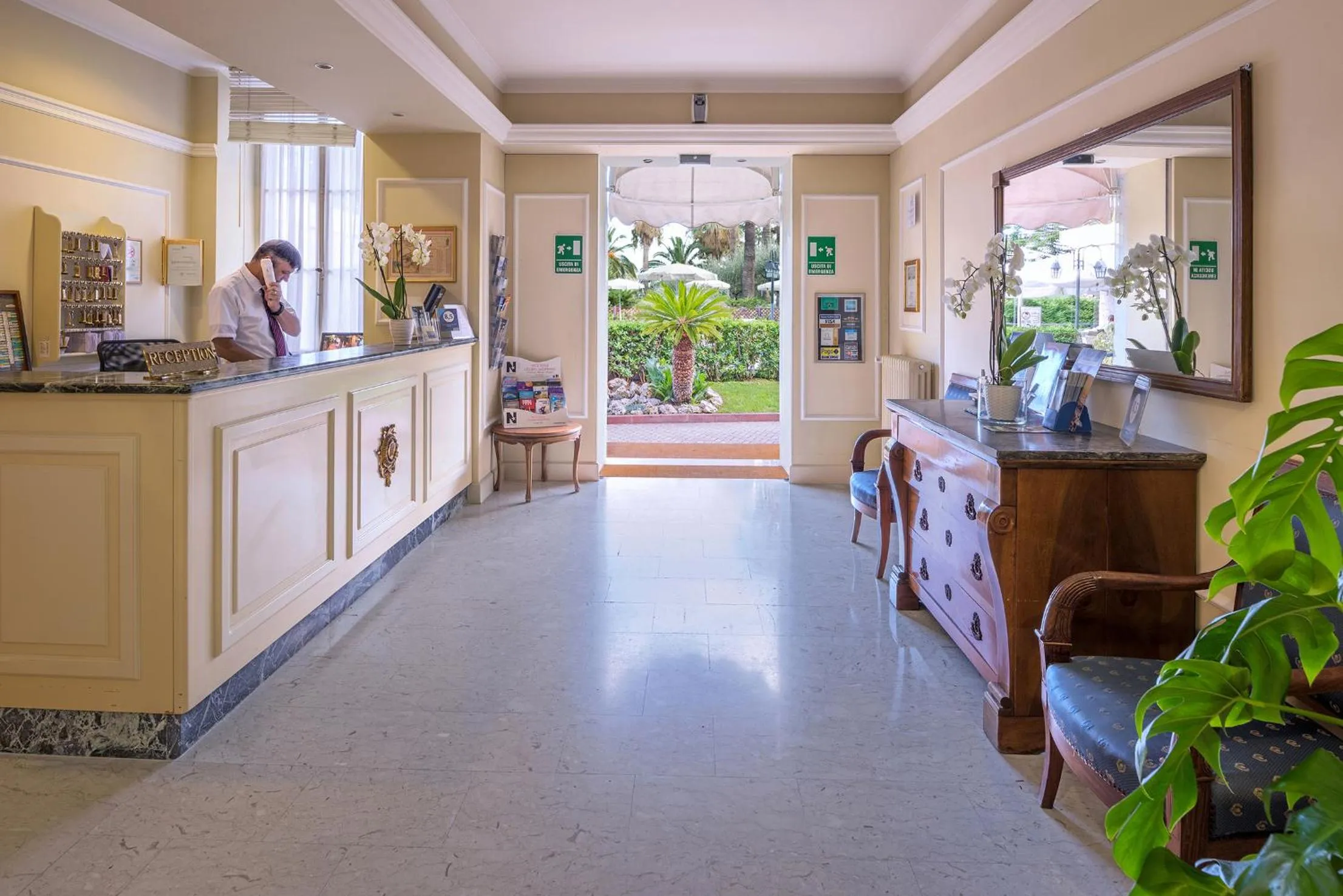 Staff in Hotel Paradiso