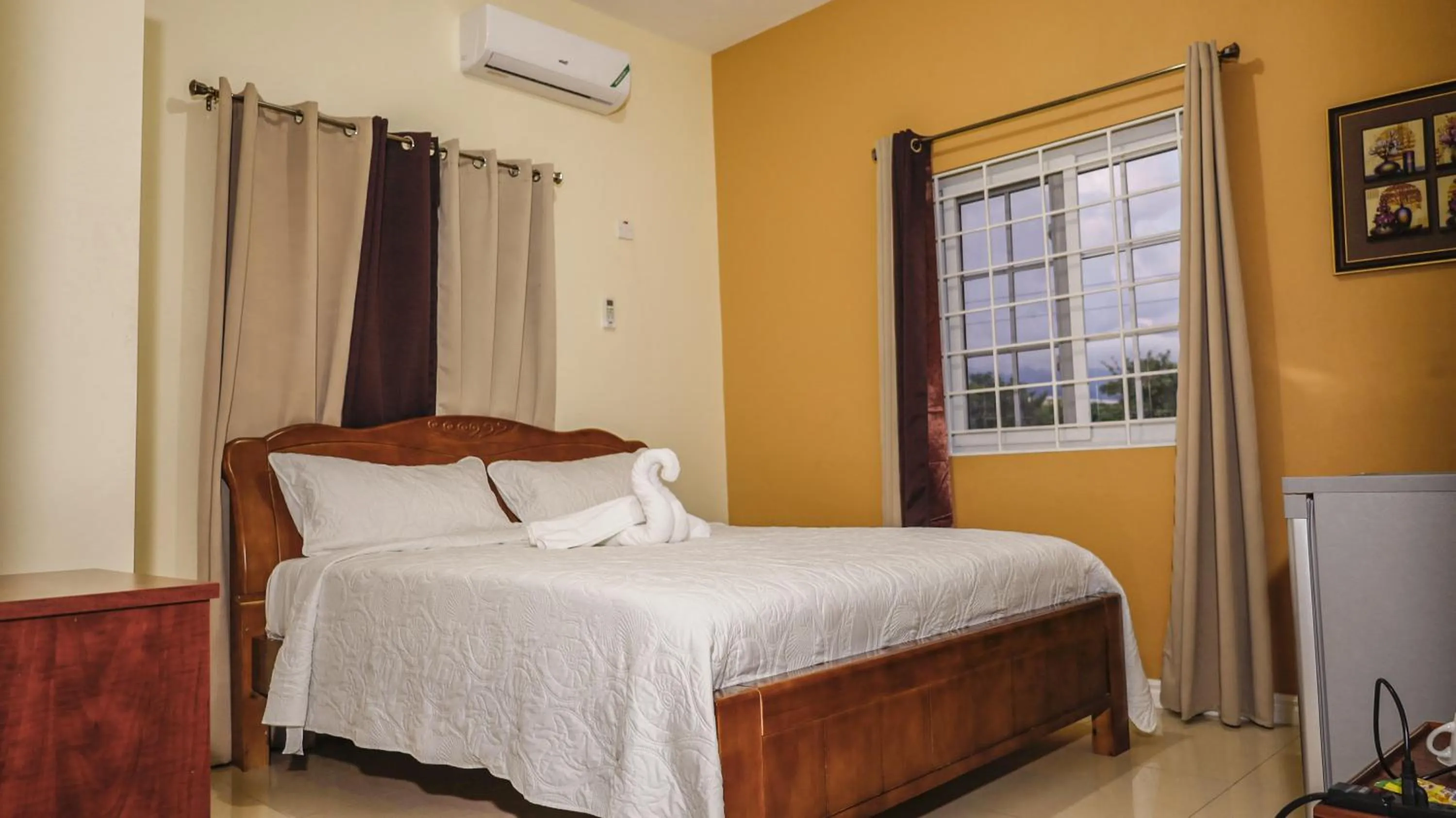 Bed in Incognito Culture Rooms