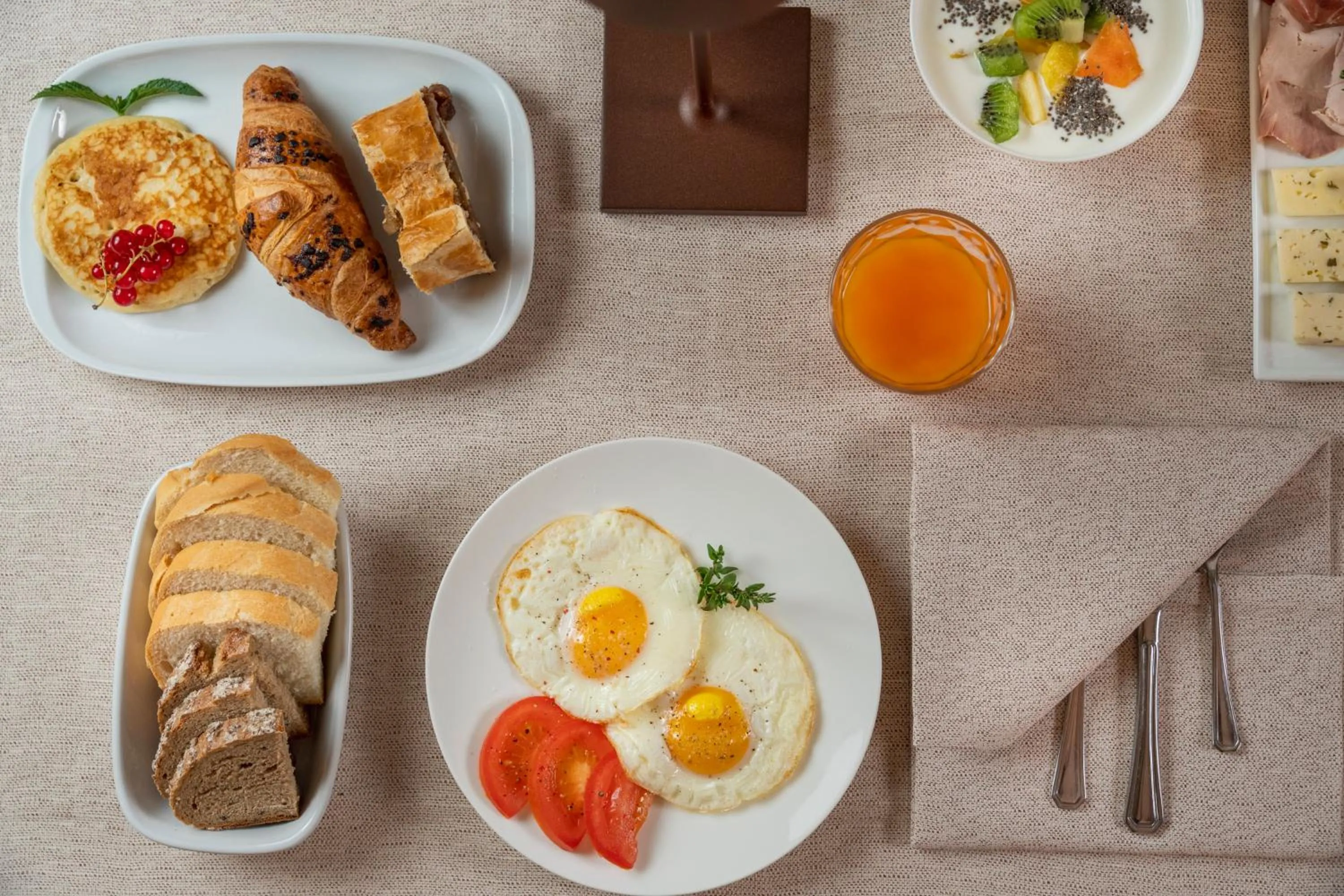 Breakfast in Hotel La Maison Wellness & Spa
