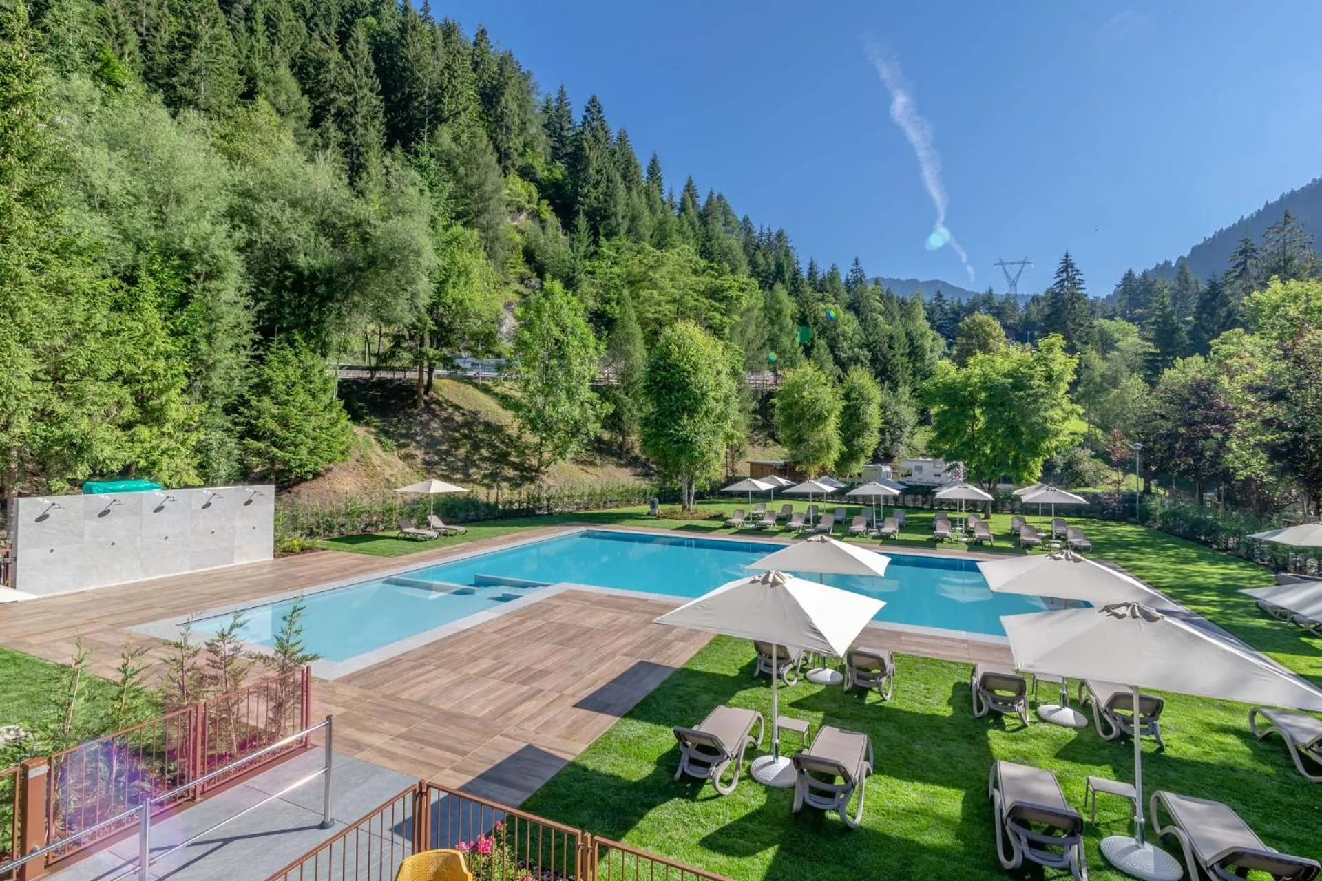 Swimming pool in Hotel La Maison Wellness & Spa