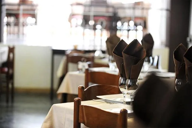 Restaurant/places to eat in Hotel Aquarius