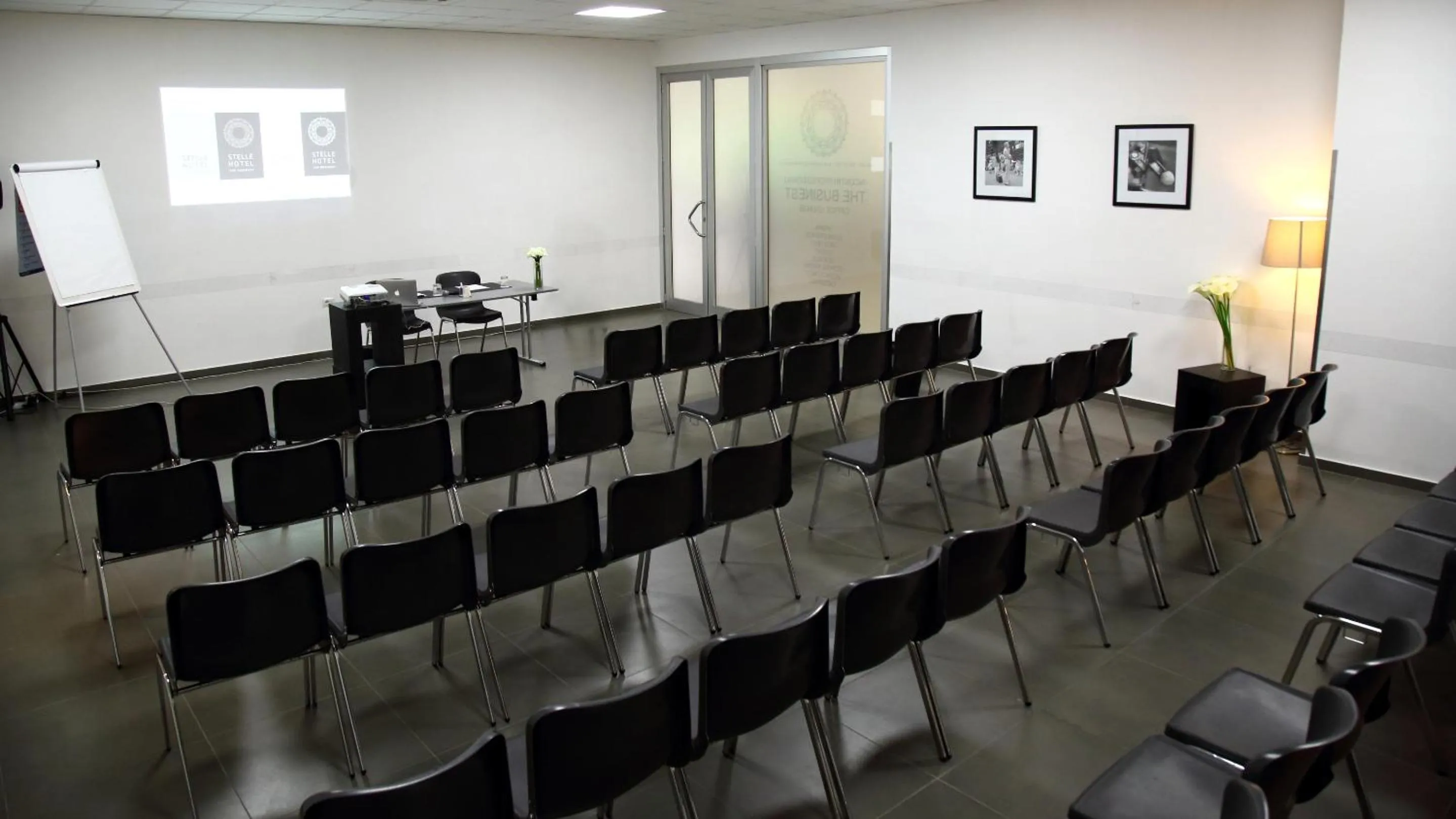 Business facilities in Stelle Hotel The Businest