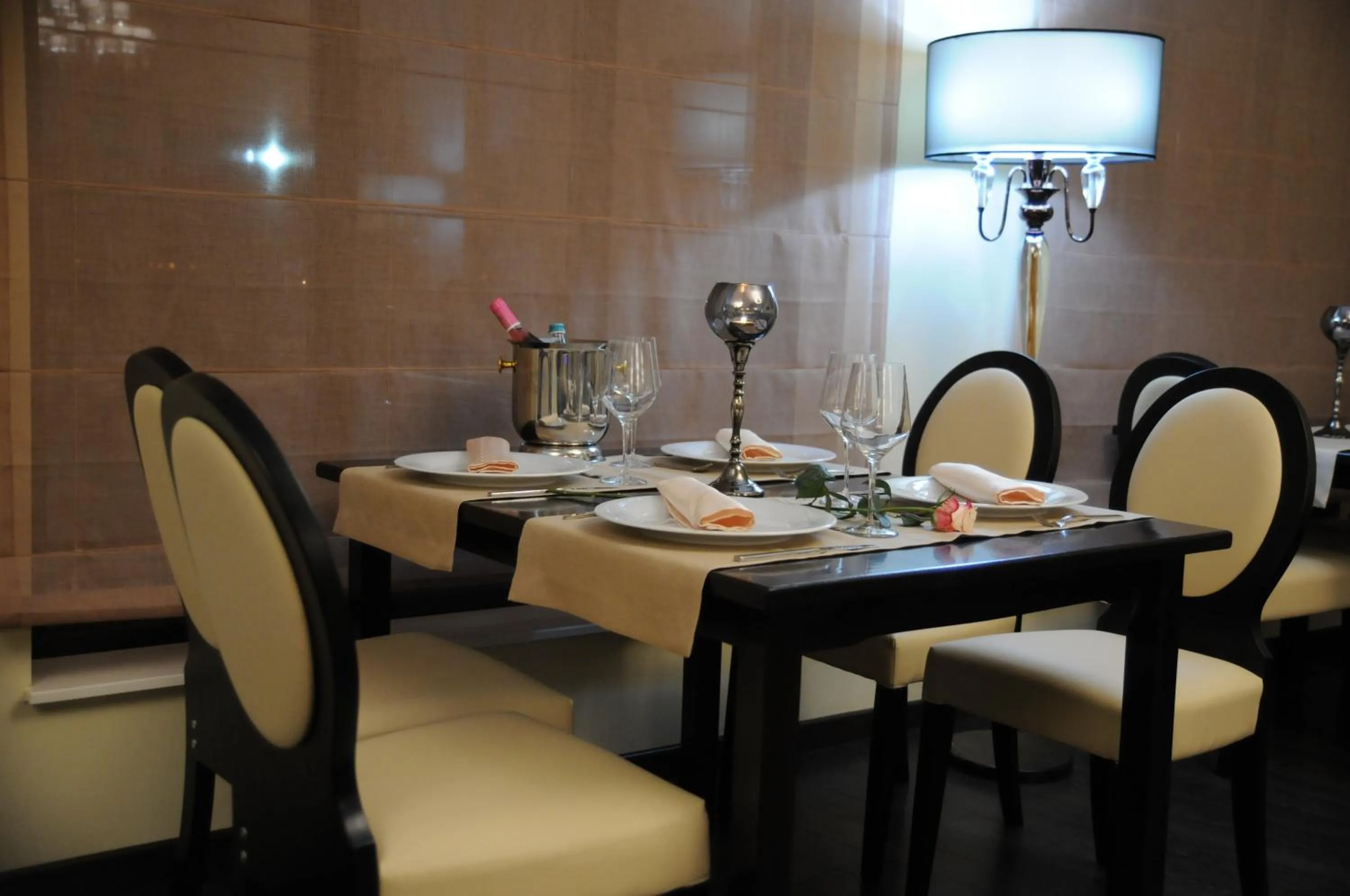 Restaurant/places to eat in Papillon