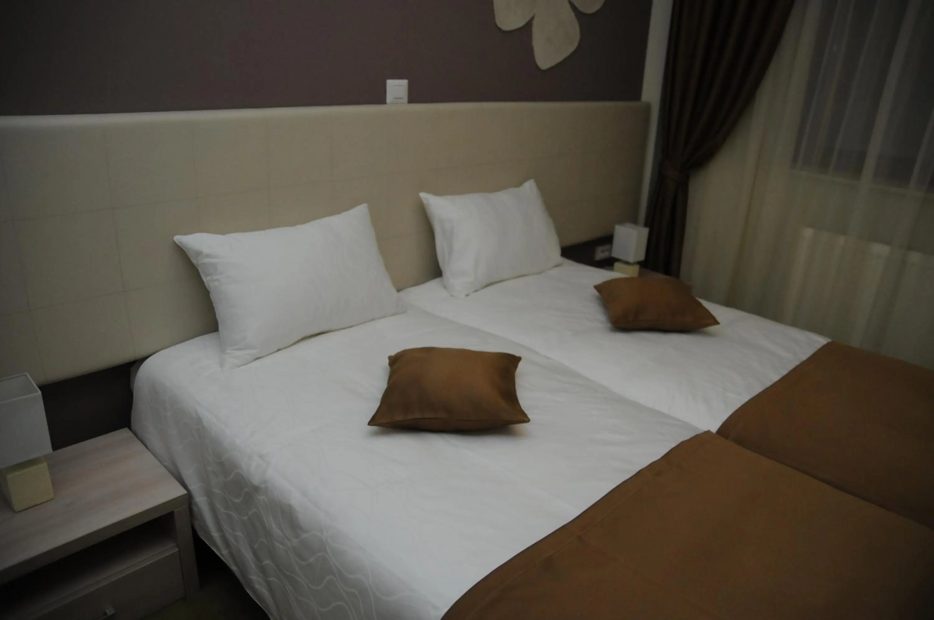 Bed in Papillon