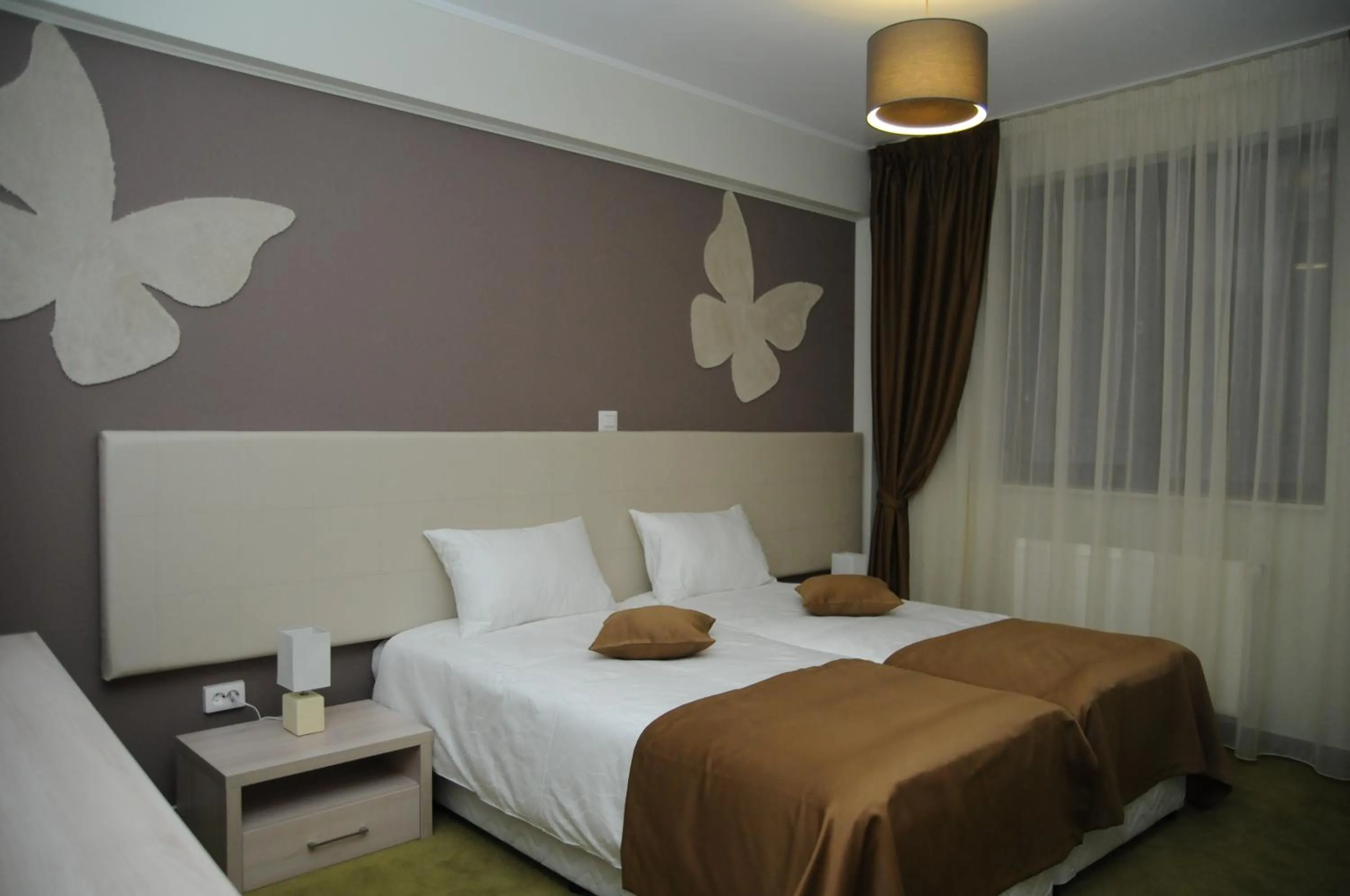 Bed in Papillon