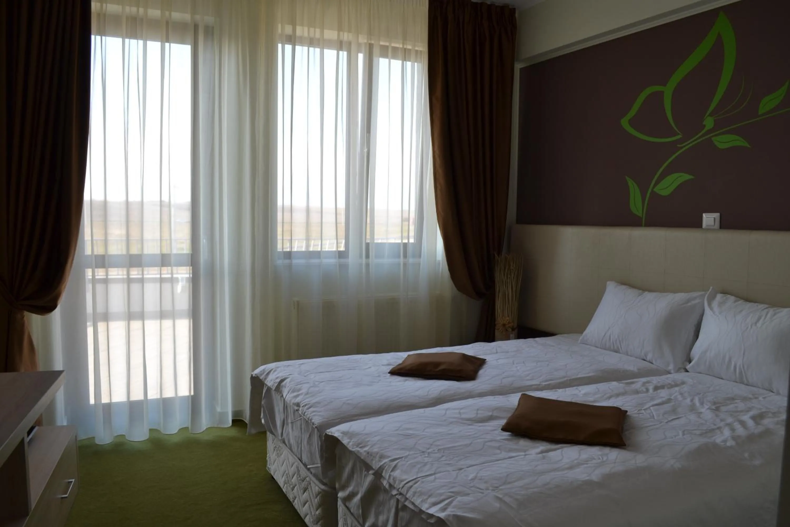 Bed in Papillon