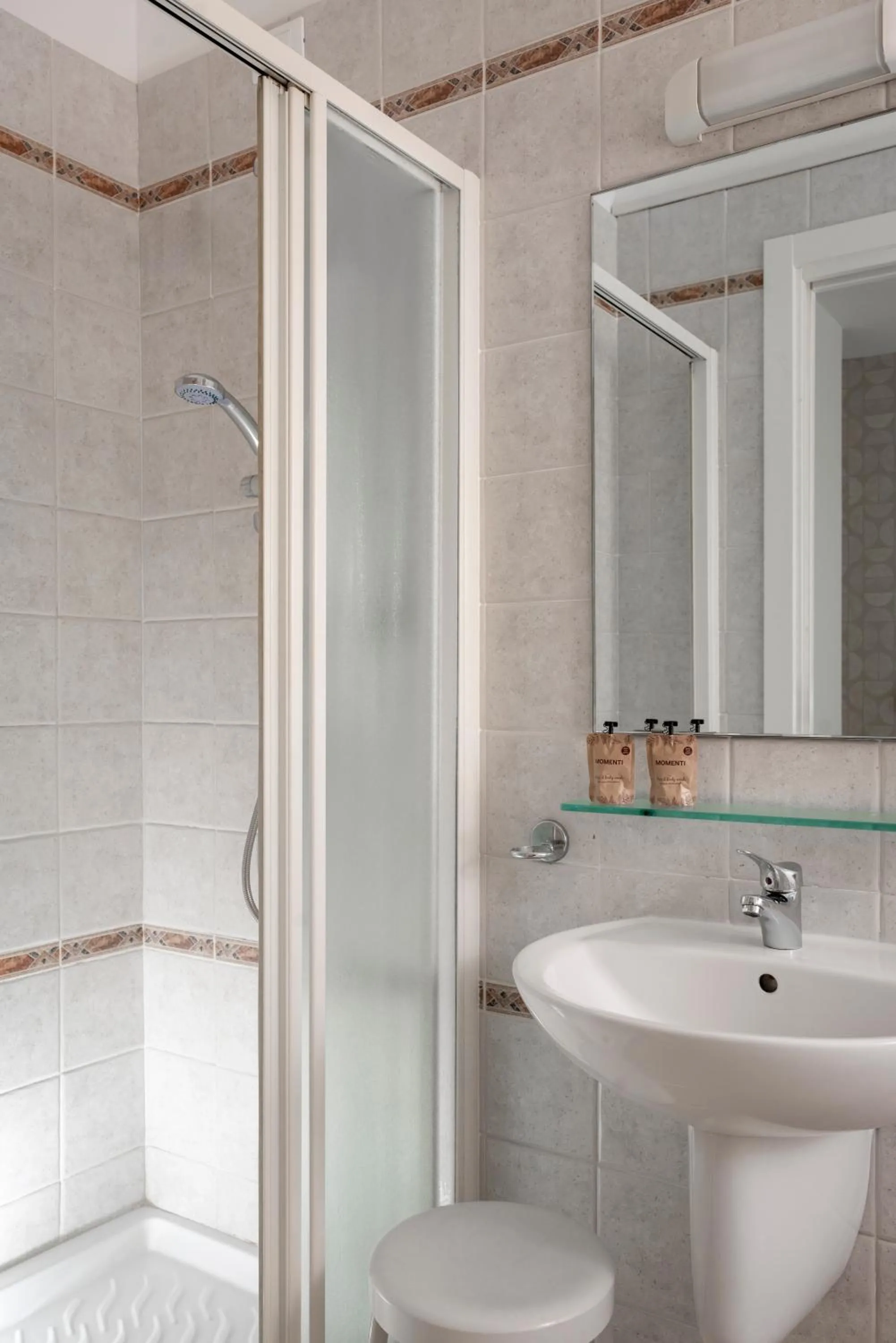 Shower in Hotel Villa Mare