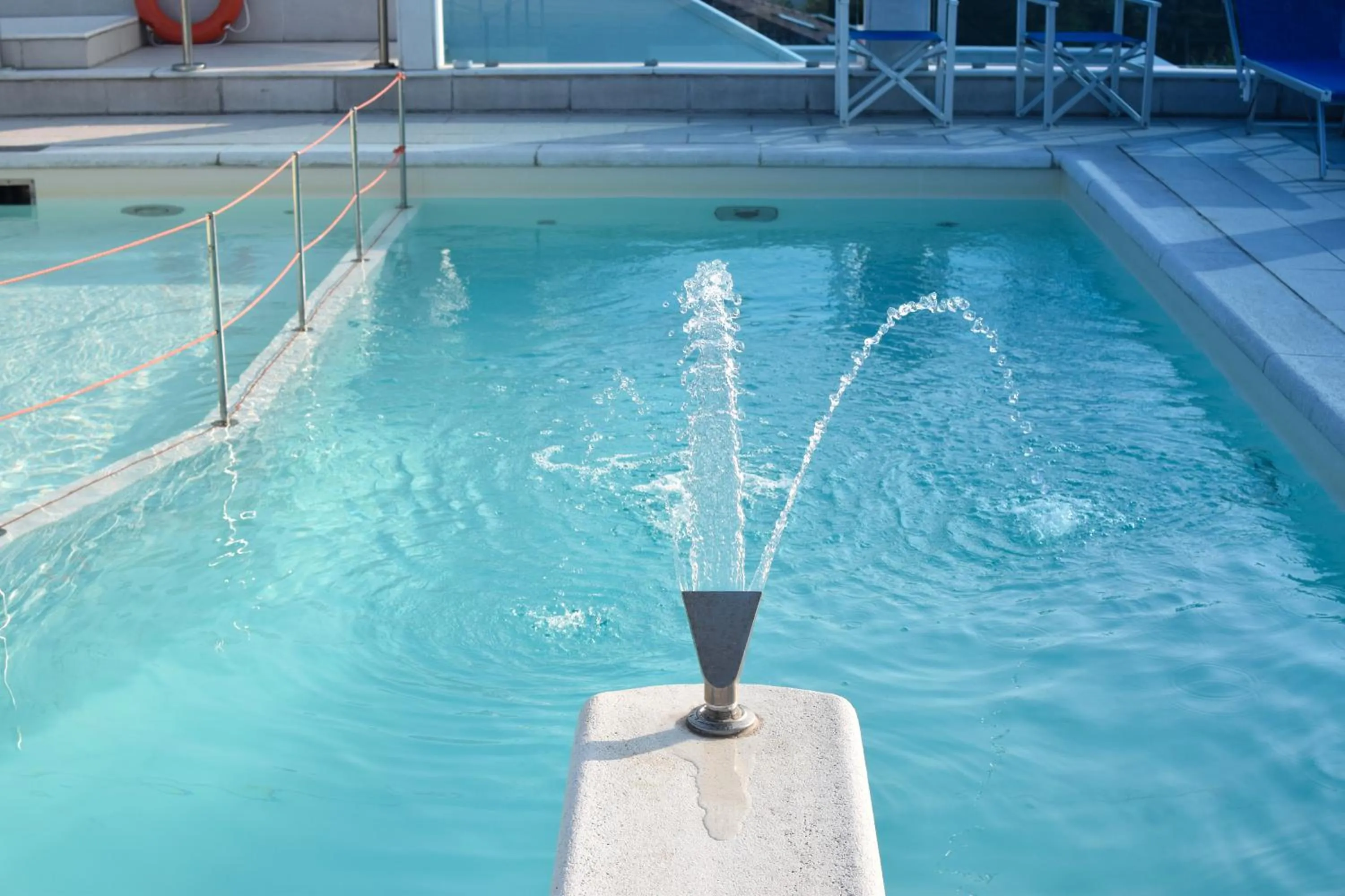 Swimming pool in Hotel Villa Mare