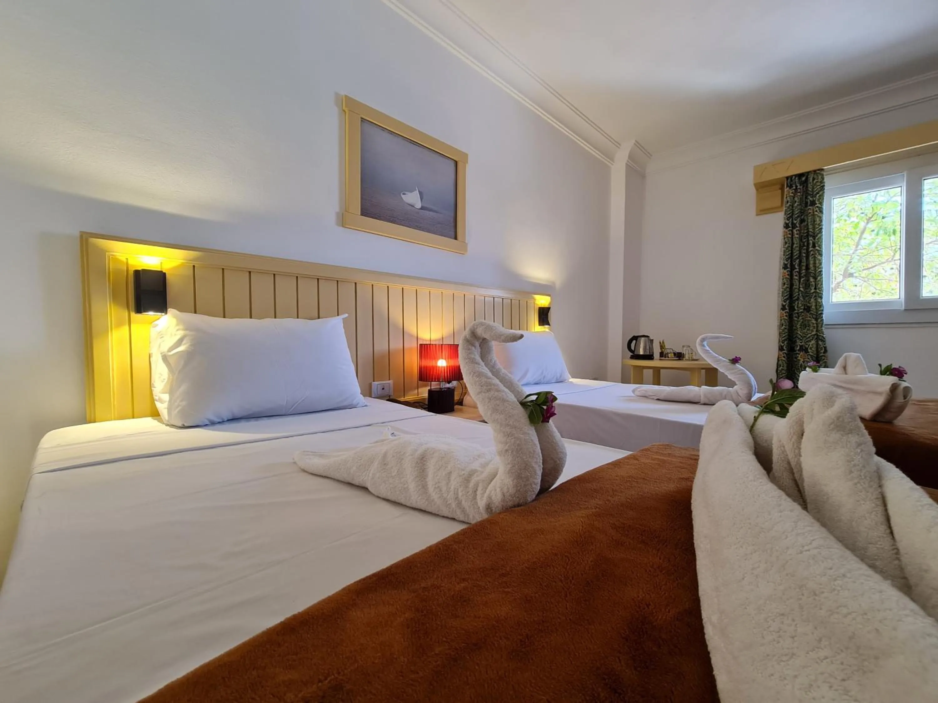 Bedroom, Bed in Zak Inn