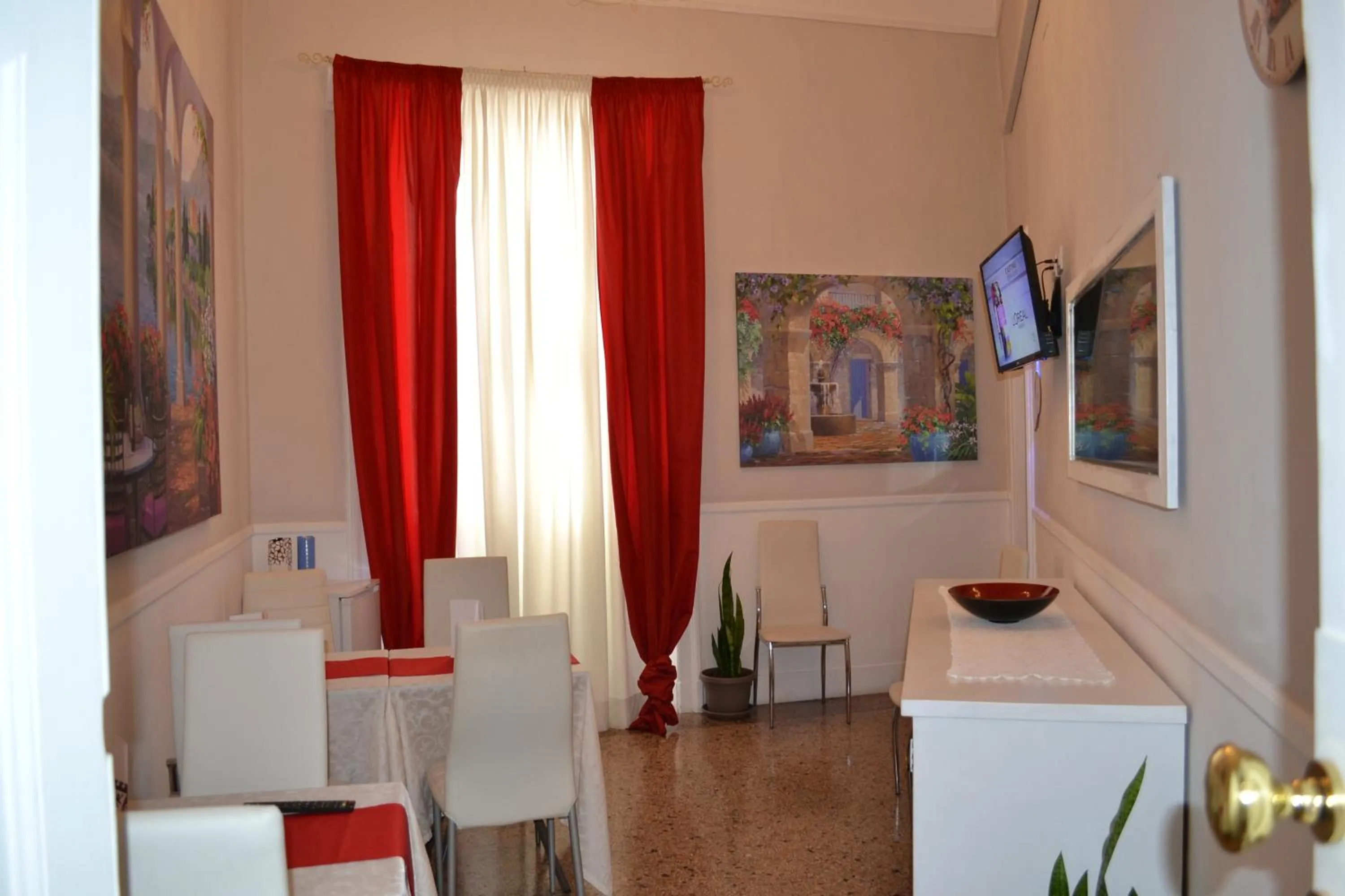 Breakfast in Conte di Cavour