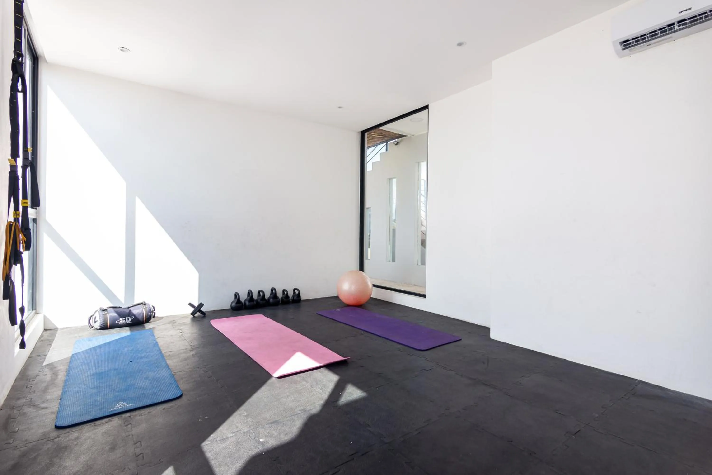 Property building in Toh House Luxury by Boutique Apartments MX