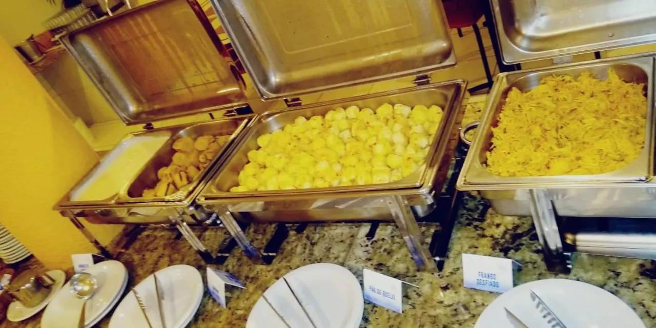 Breakfast in LC TEMPORADAS PORTOBELLO PARK HOTEL