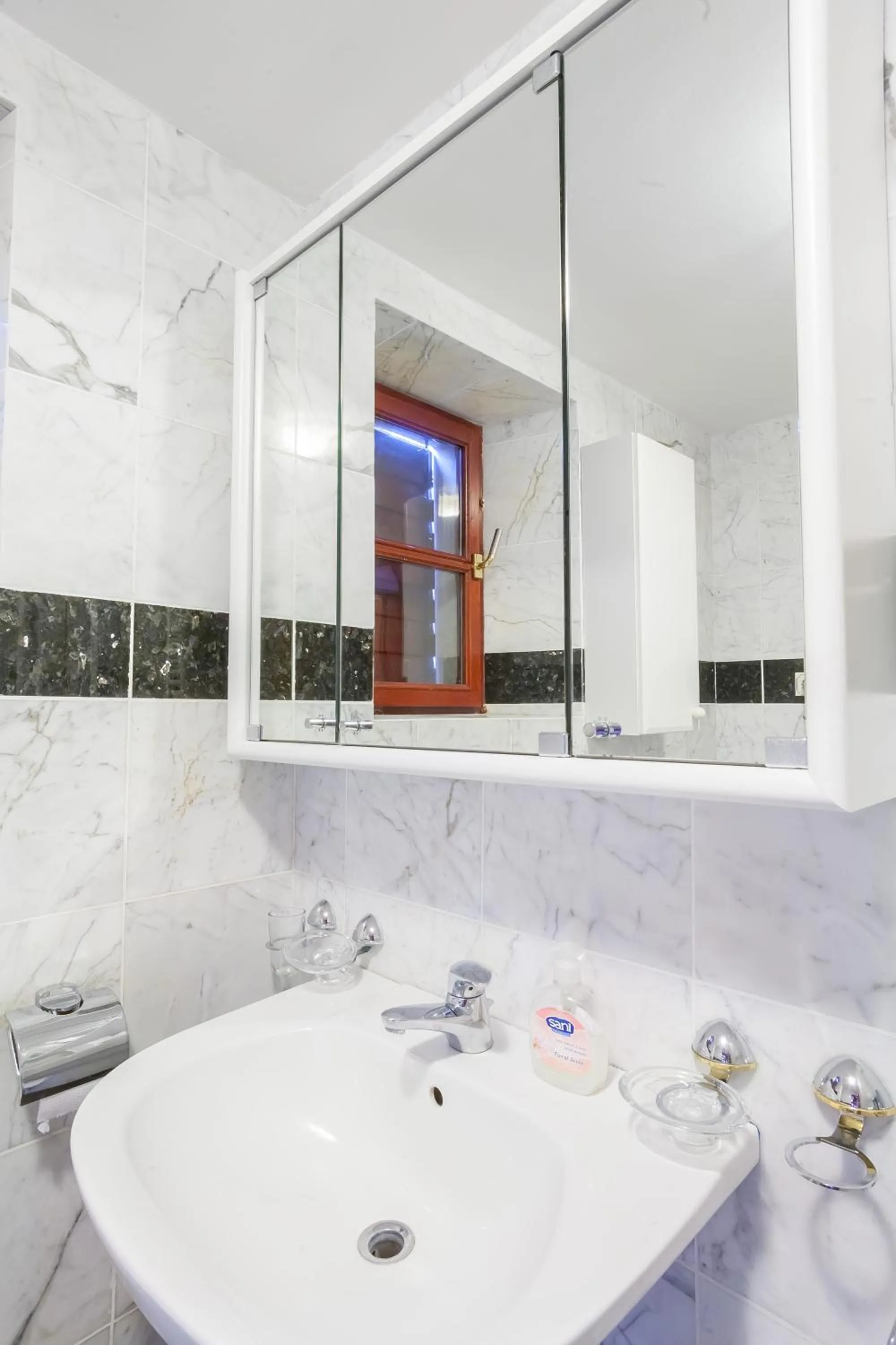 Bathroom in Villa & Apartments Perasto