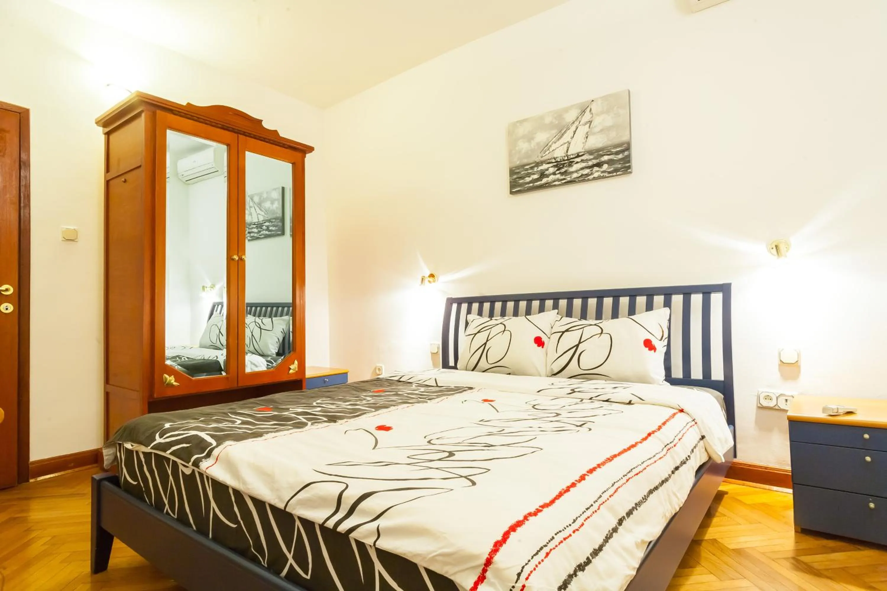 Bedroom, Bed in Villa & Apartments Perasto