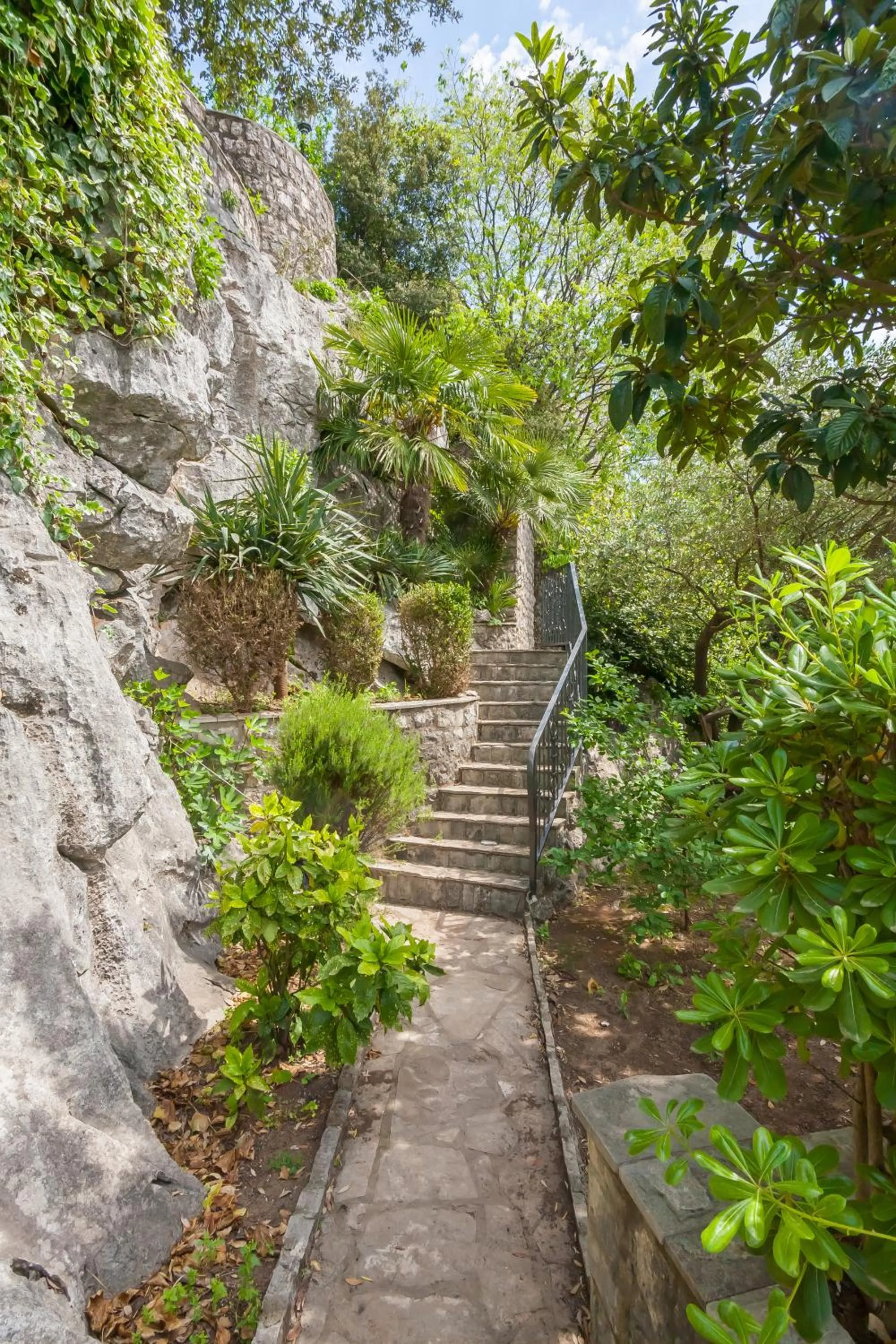 Garden in Villa & Apartments Perasto