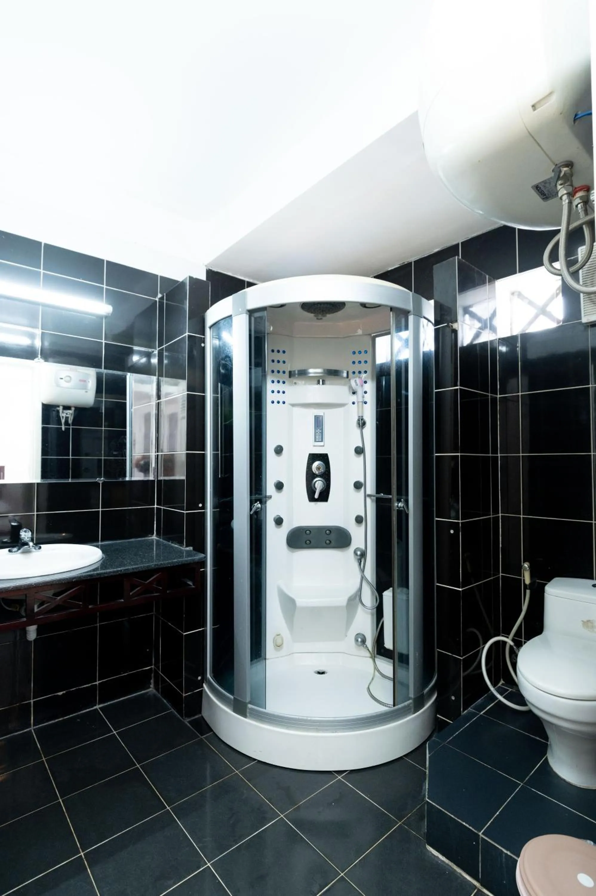 Bathroom in Golden Star Villa Hue