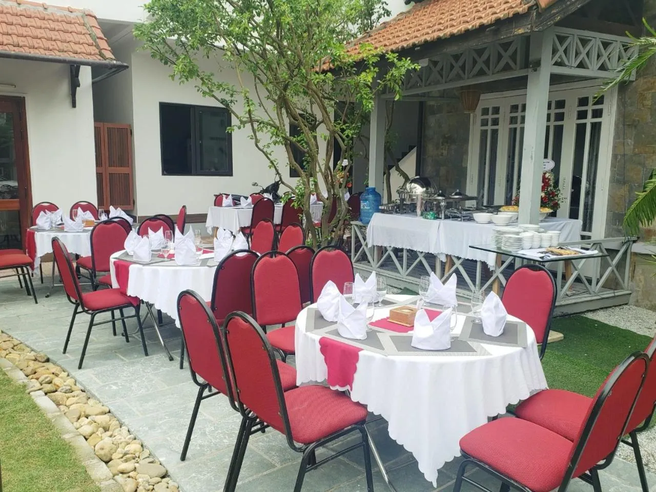 Garden in Golden Star Villa Hue