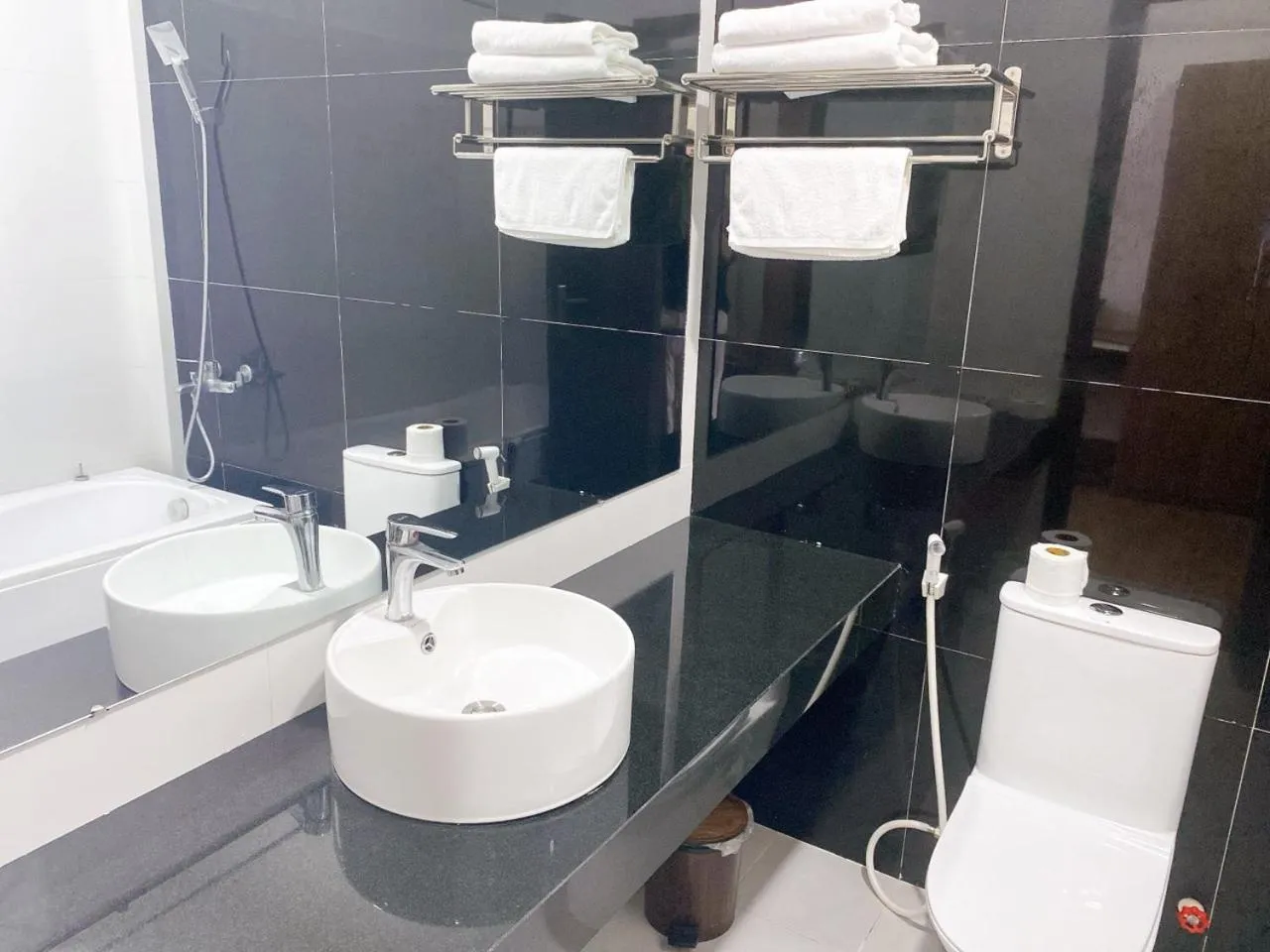 Toilet in Golden Star Villa Hue