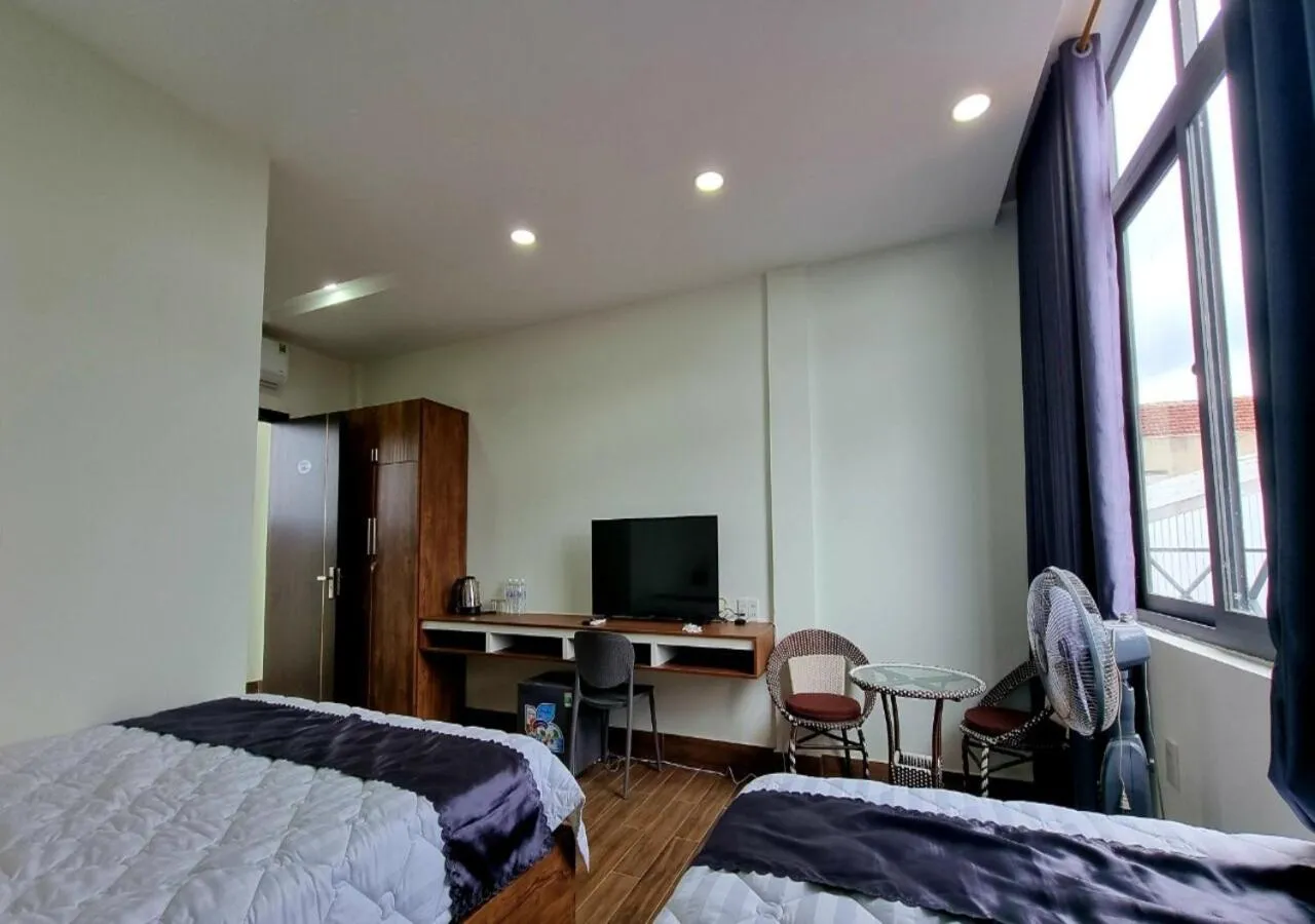 Bedroom, Bed in Golden Star Villa Hue