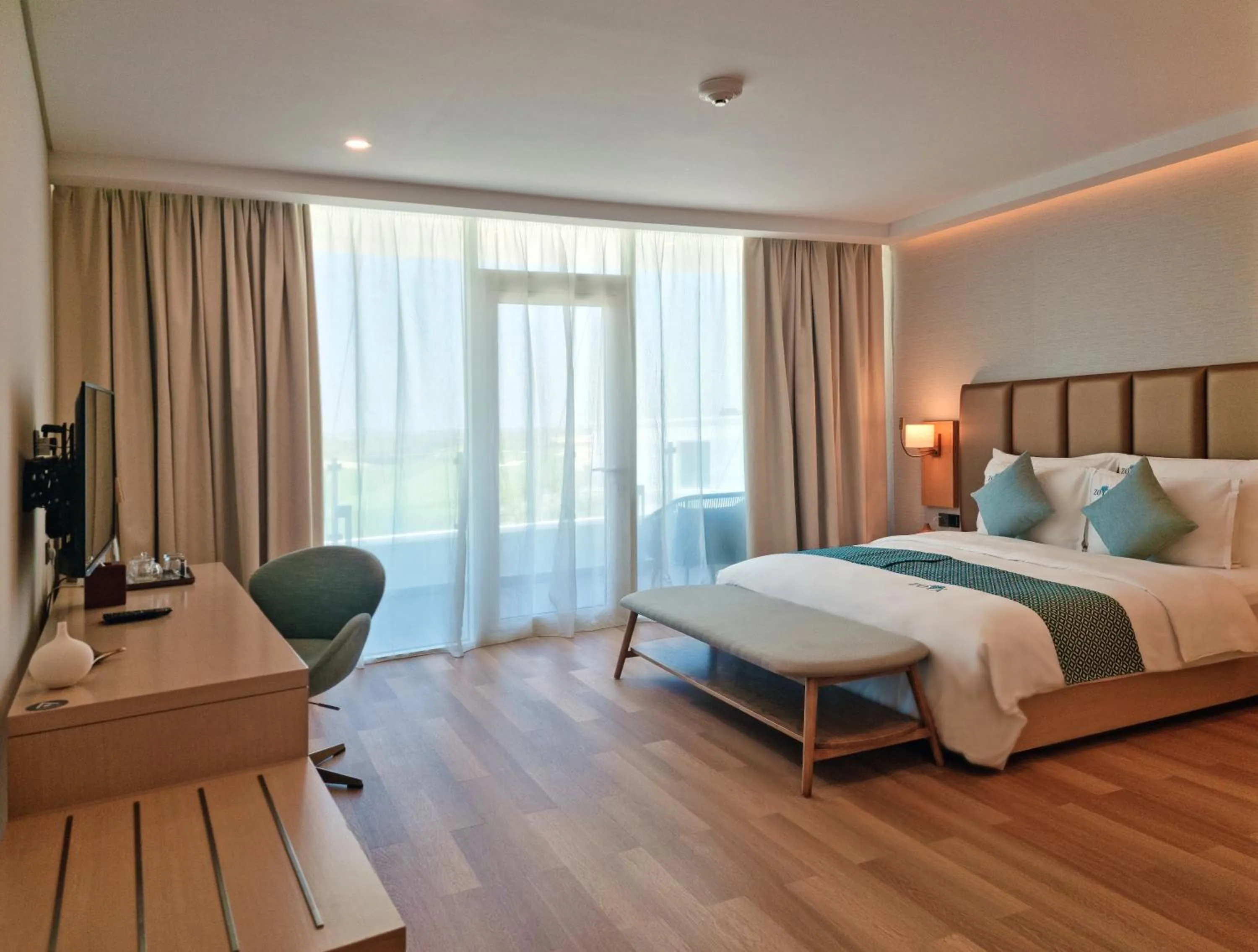 Bed in Zoya Health & Wellbeing Resort