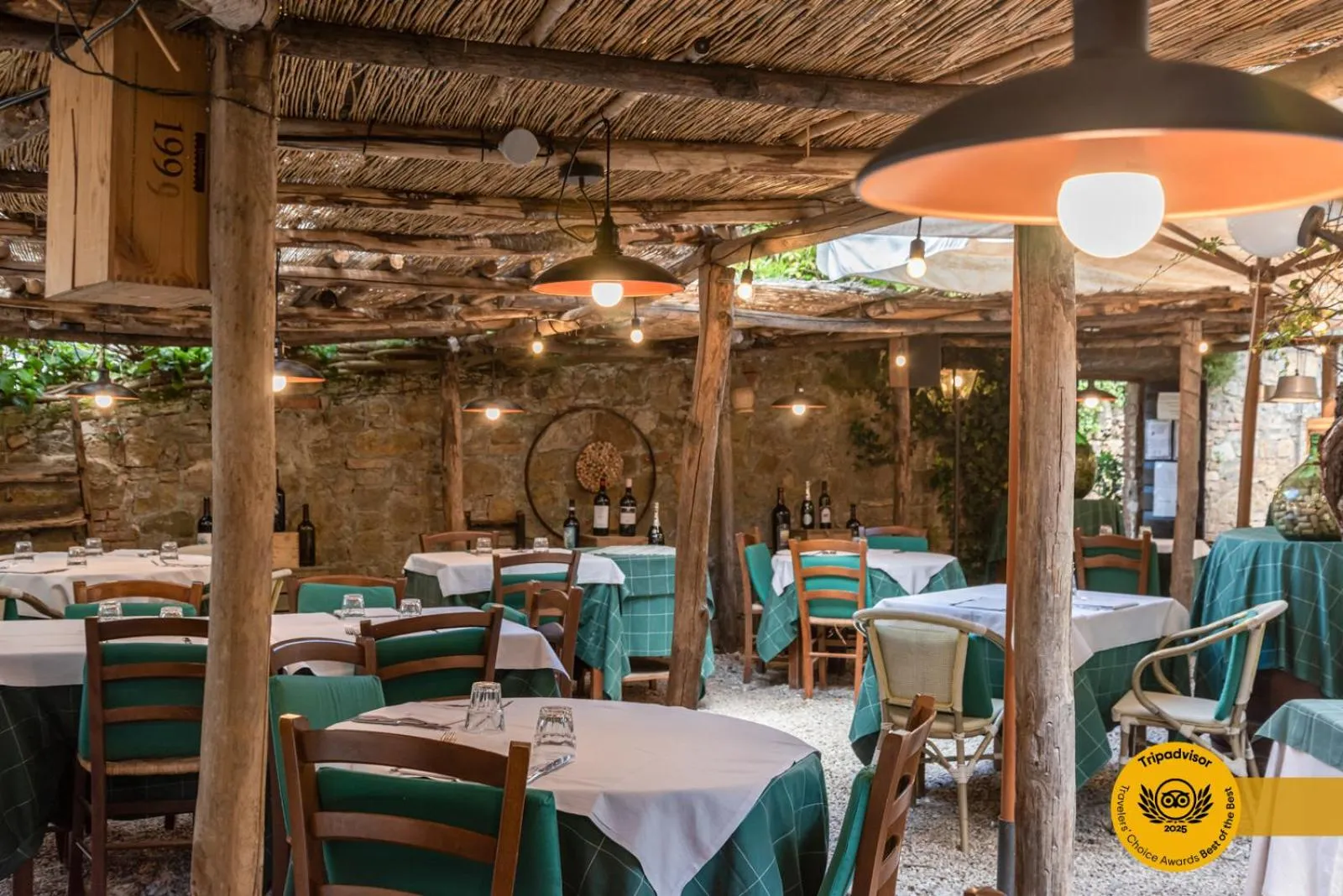 Restaurant/places to eat in PALAZZO DEL CAPITANO Wellness & Relais - Luxury Borgo Capitano Collection