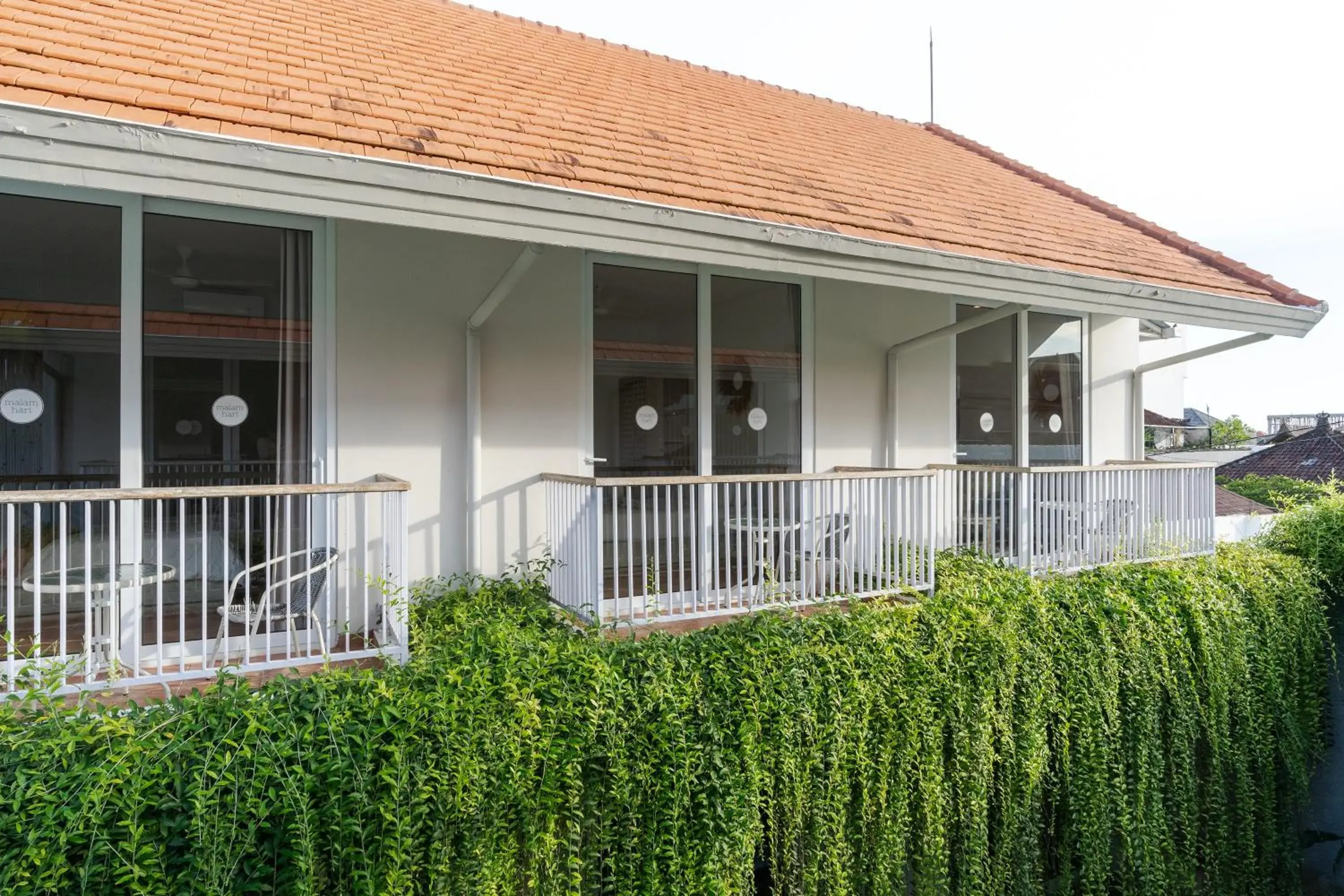 Property building in Malam Hari ApartHotel Property building in Malam Hari ApartHotel