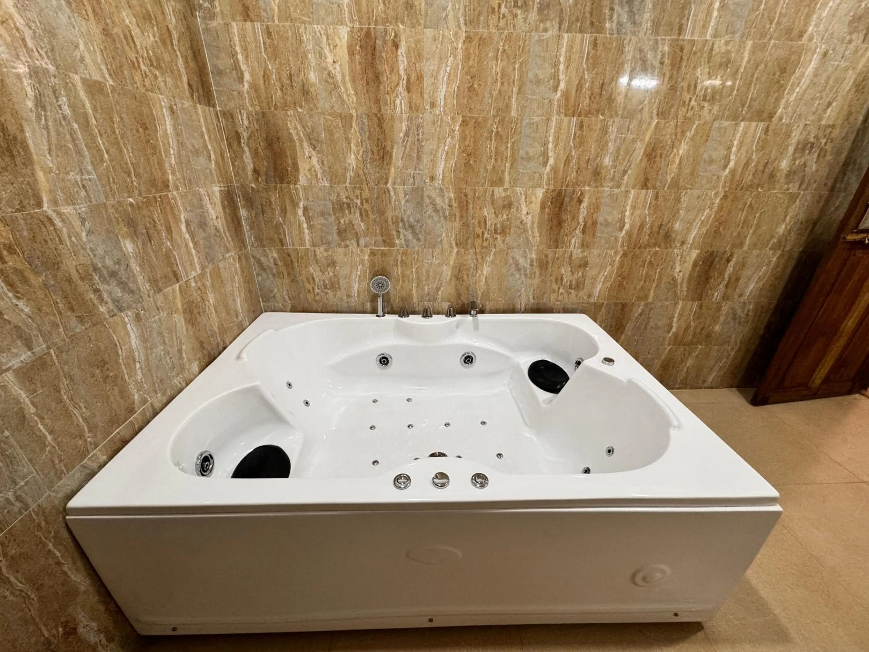 Bathroom in Lemon Grass Resort & Spa