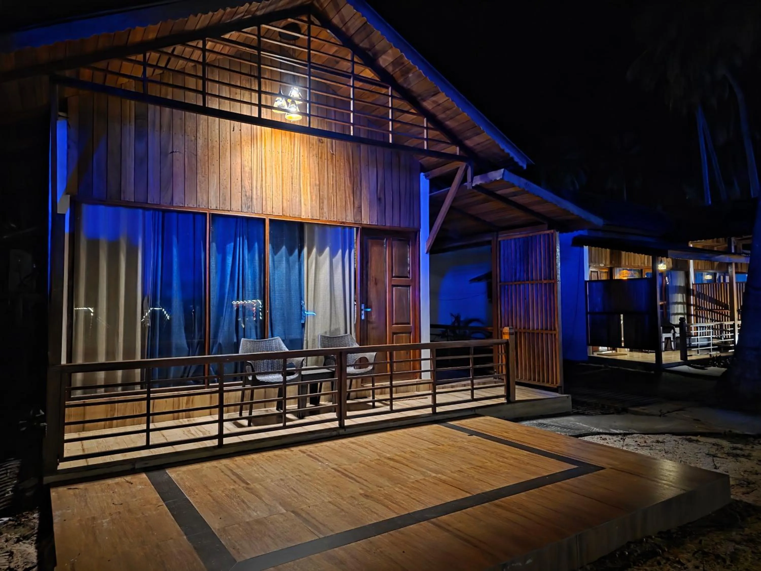 Night in Lemon Grass Resort & Spa