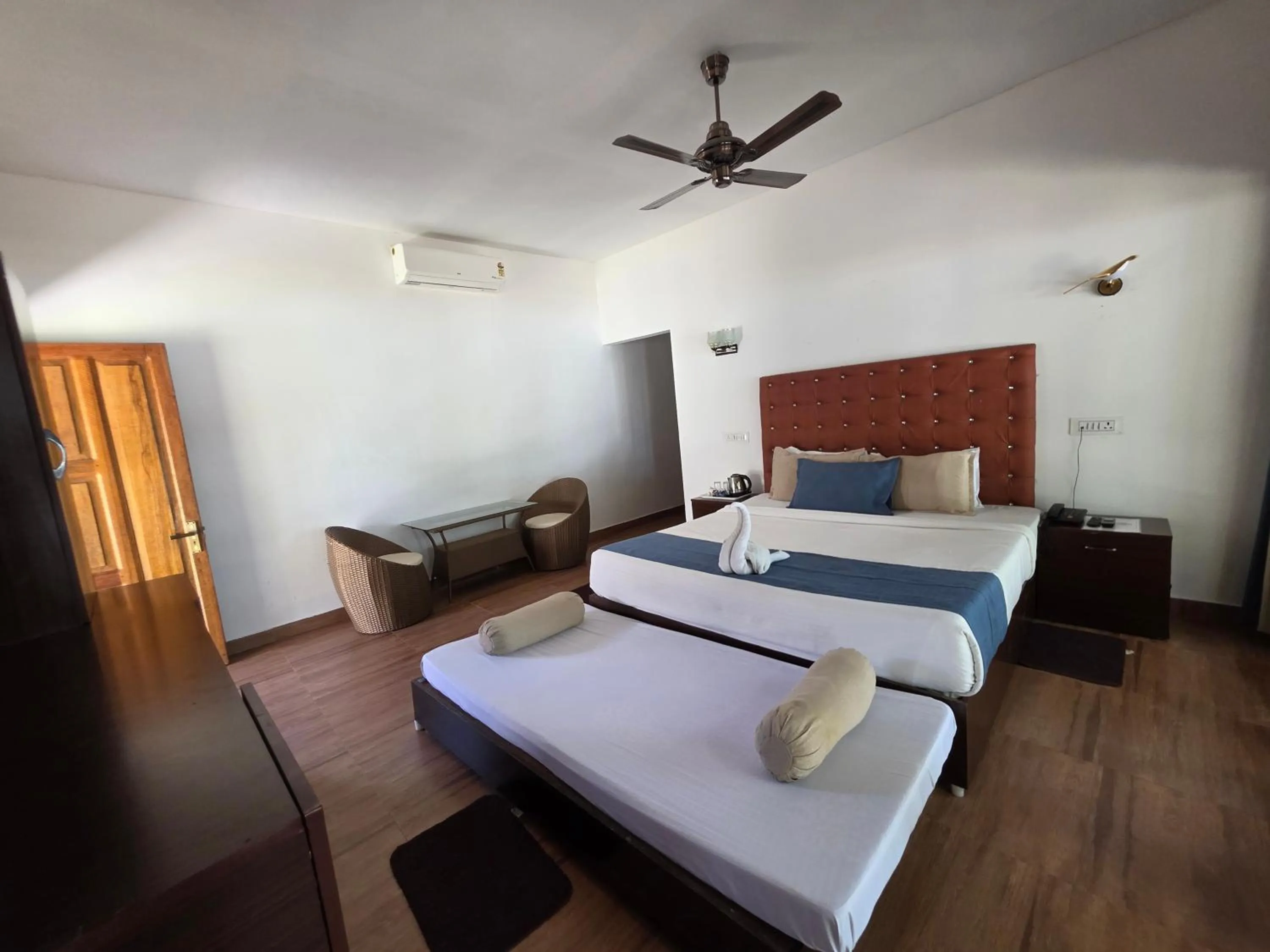 Bedroom in Lemon Grass Resort & Spa