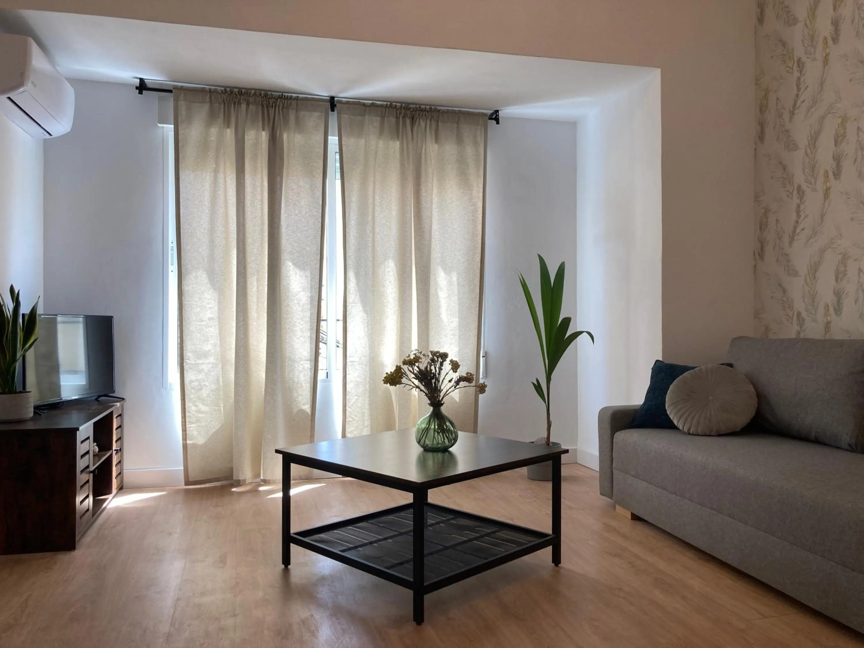 Living room in Castle View Apartments