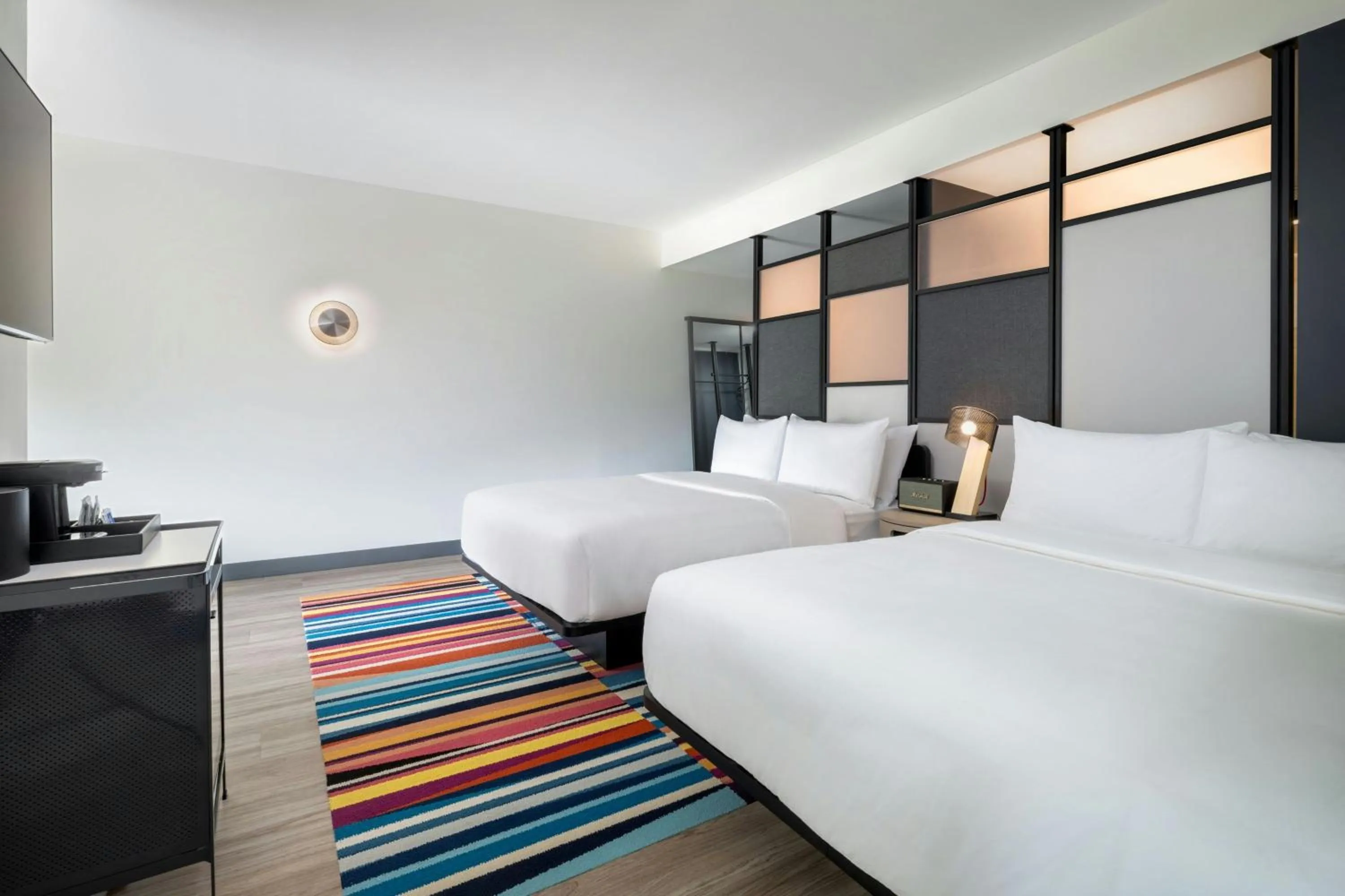 Bedroom, Bed in Aloft Florence