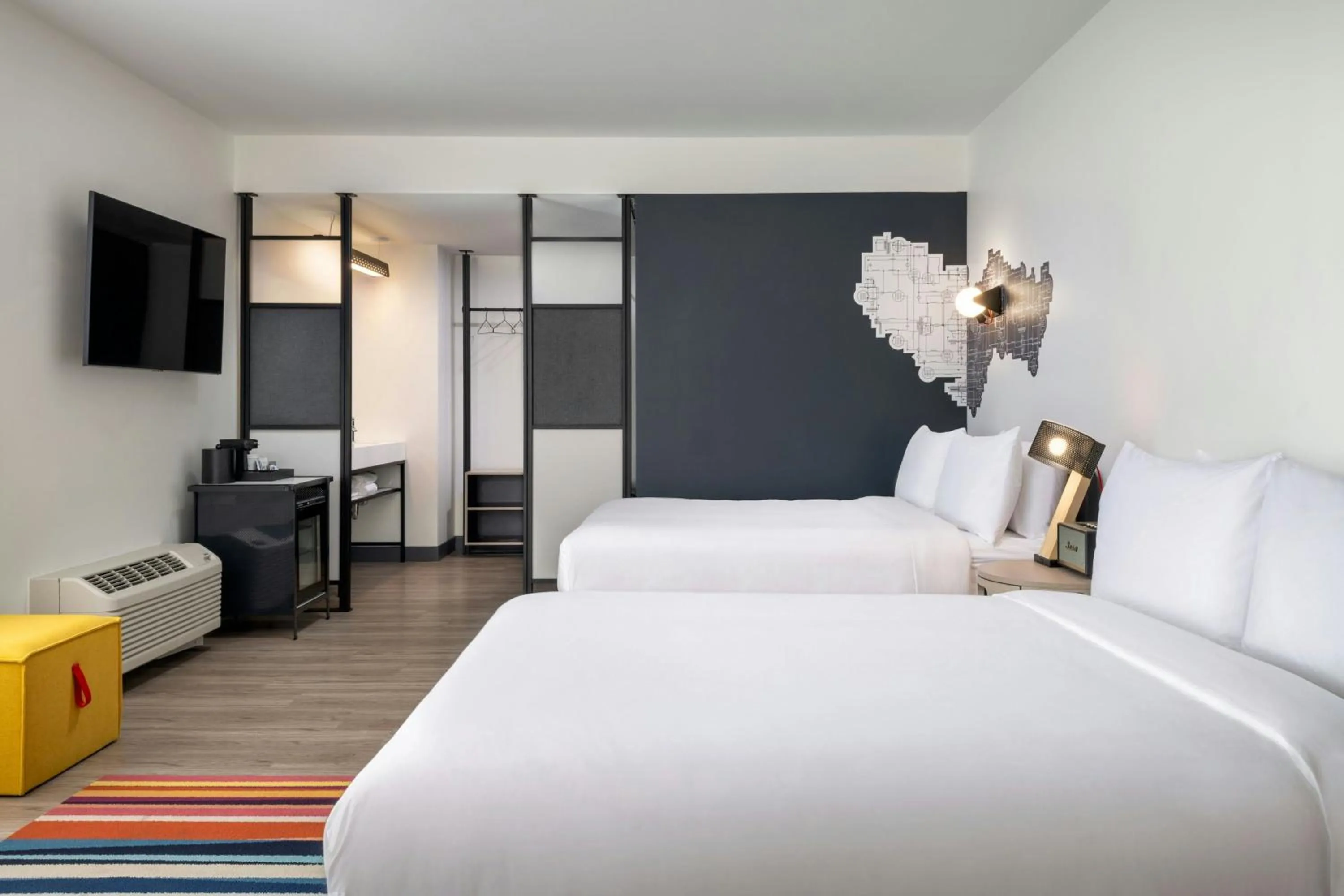 Bedroom, Bed in Aloft Florence