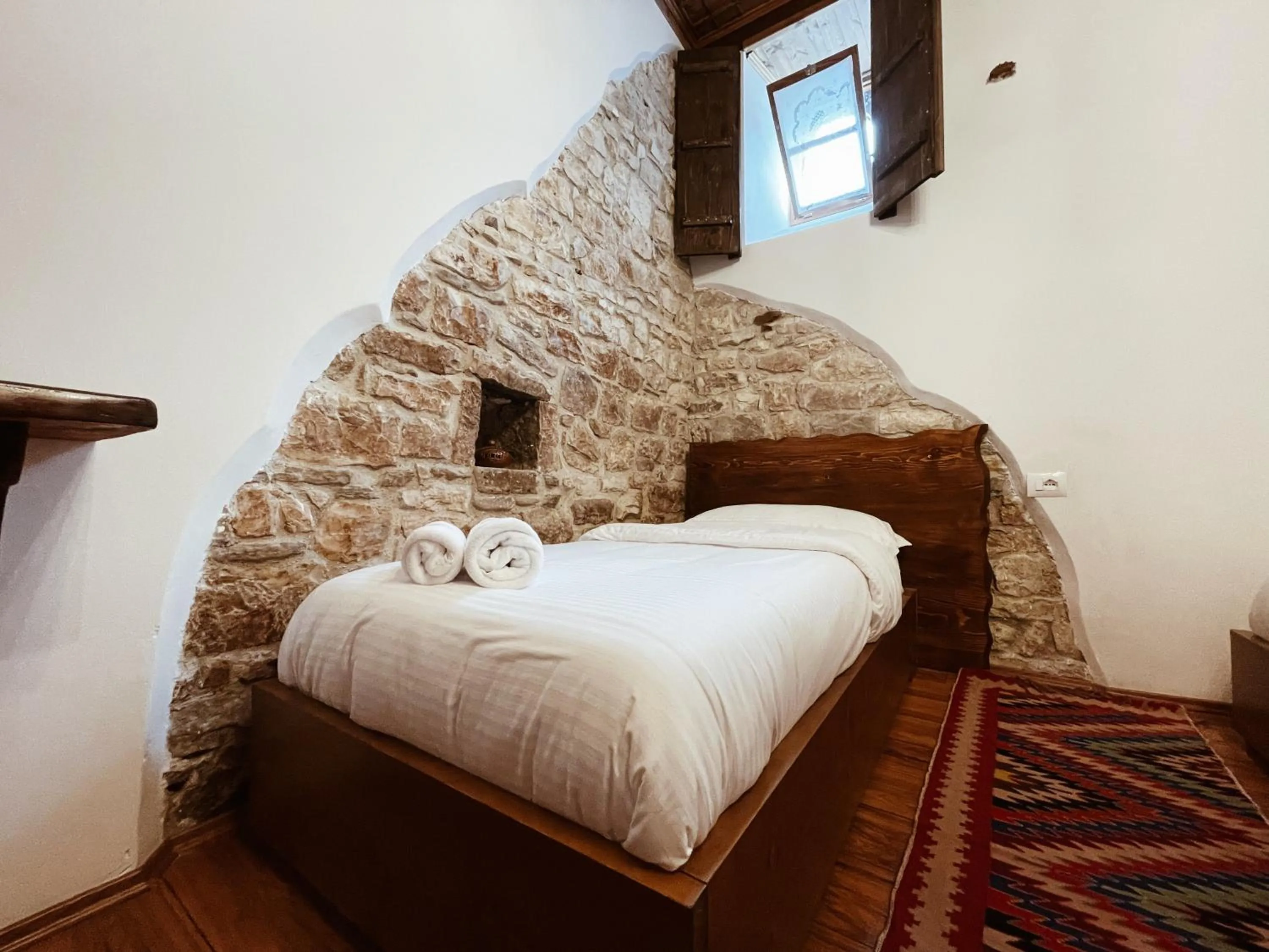 Bed in Tradita e Beratit