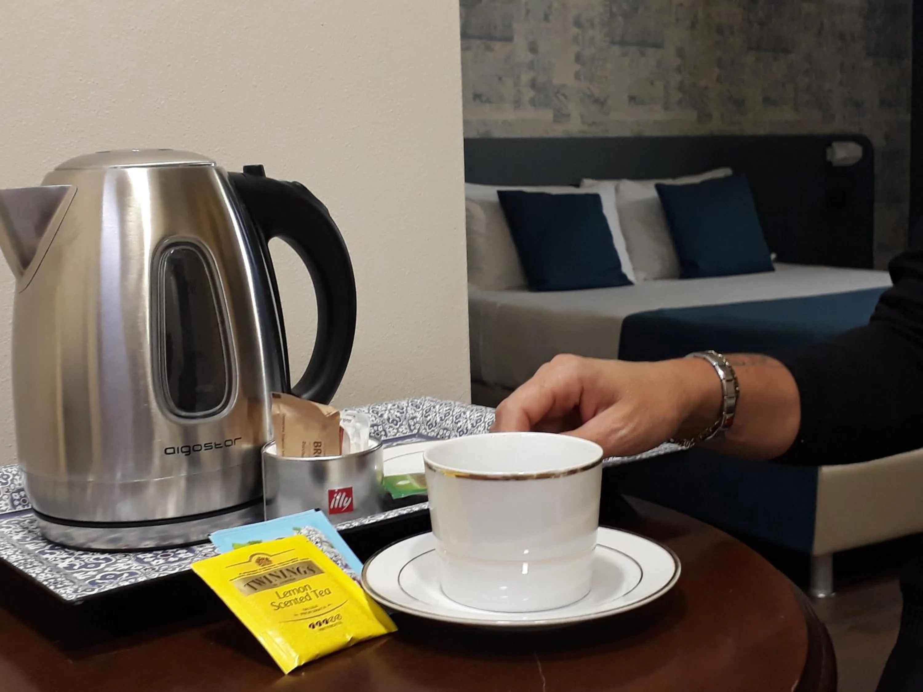 Coffee/tea facilities in Resort Limax Acis