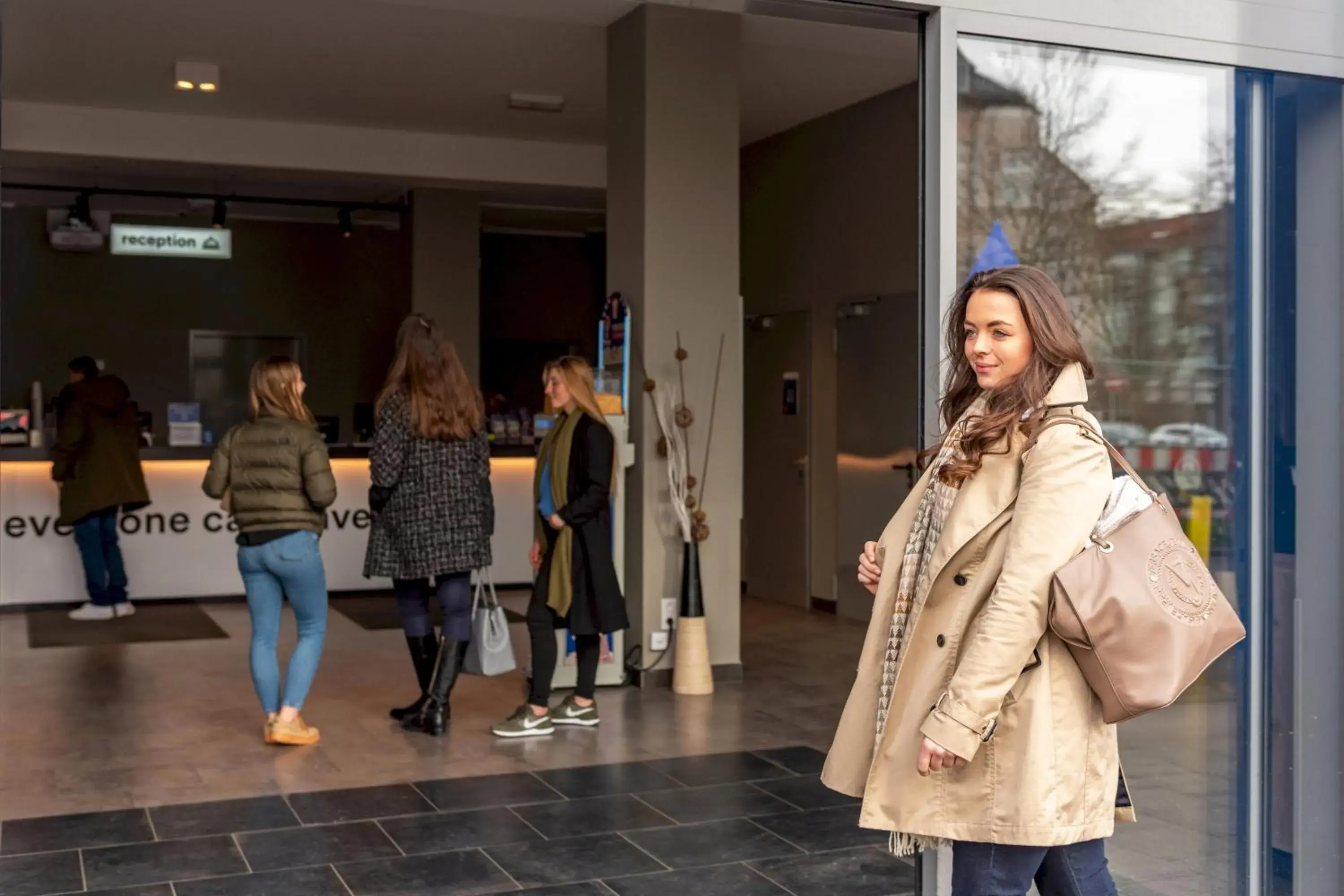 Facade/entrance in a&o München Laim Facade/entrance in a&o München Laim