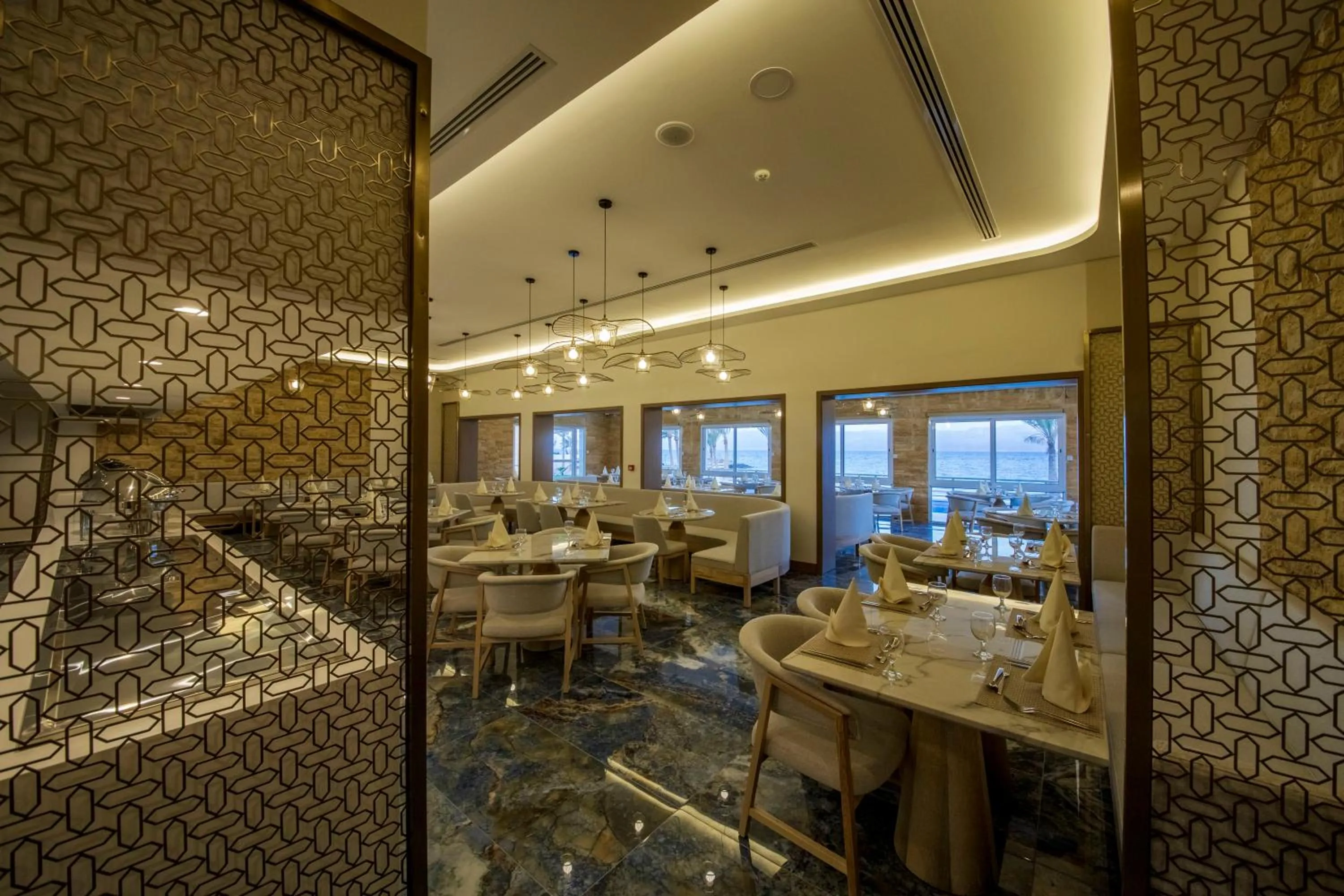 Restaurant/places to eat in Luxotel Aqaba Beach Resort & Spa Only 15 years plus