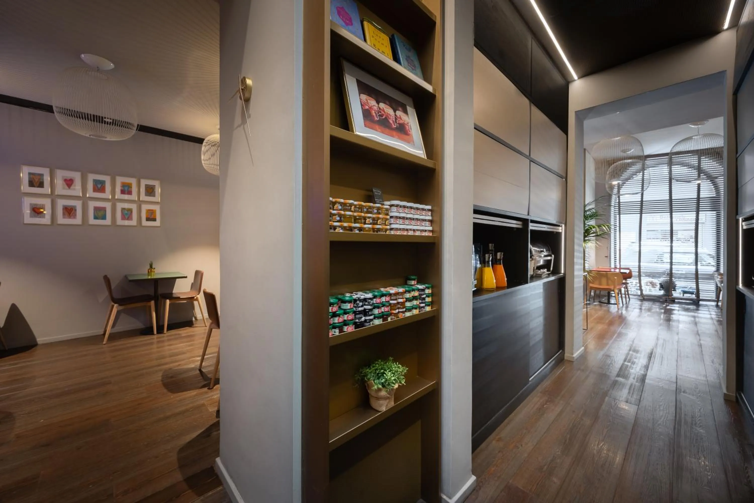 Breakfast in The Market Urban Hotel