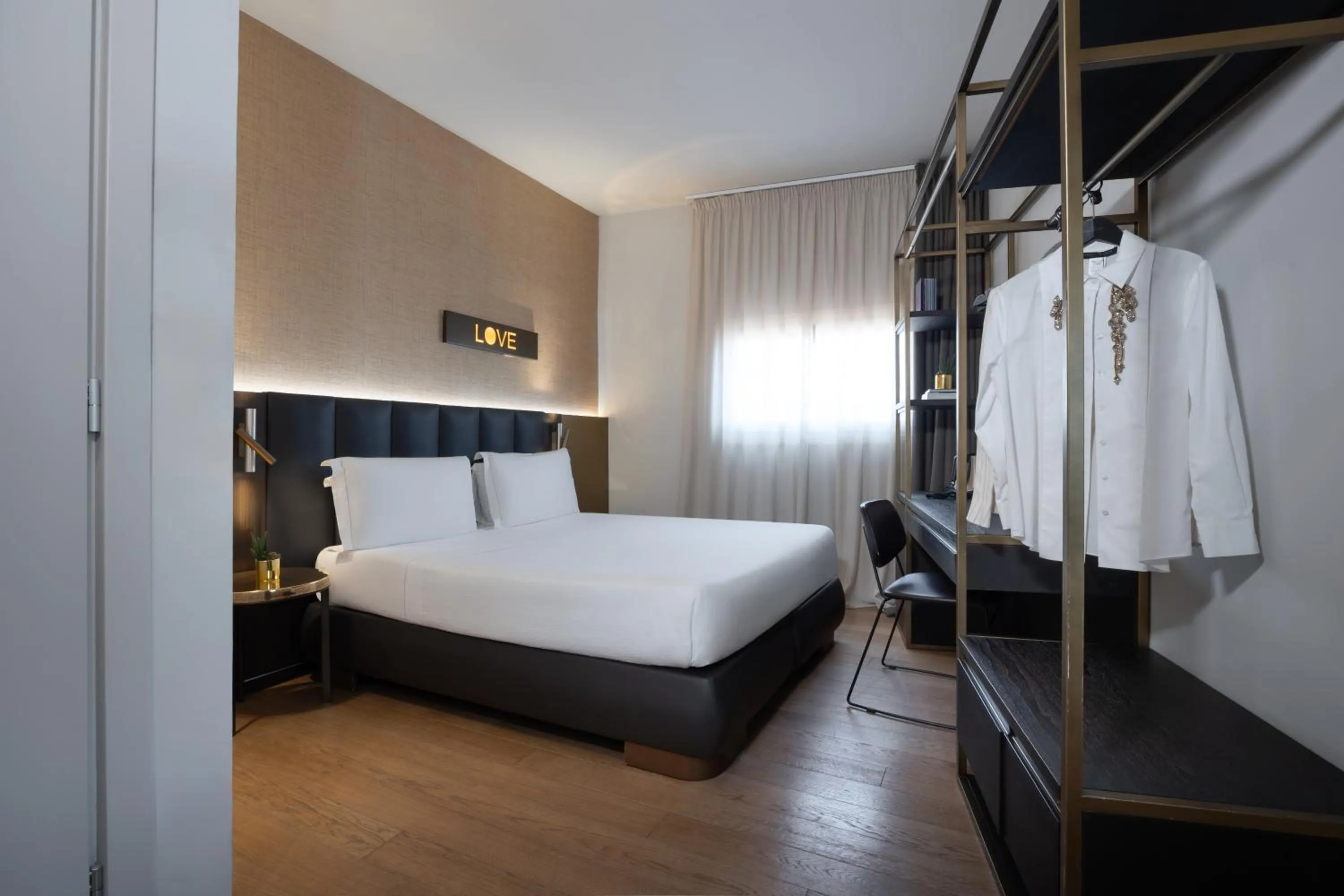 Bedroom, Bed in The Market Urban Hotel