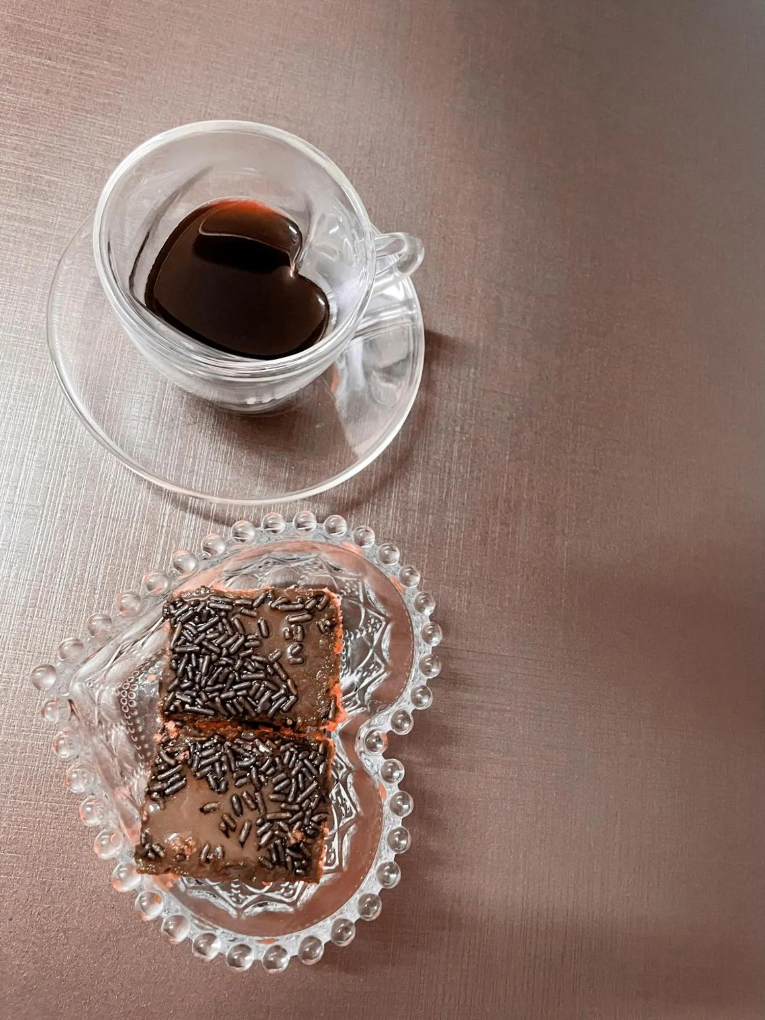 Food and drinks in Tezla Hotel