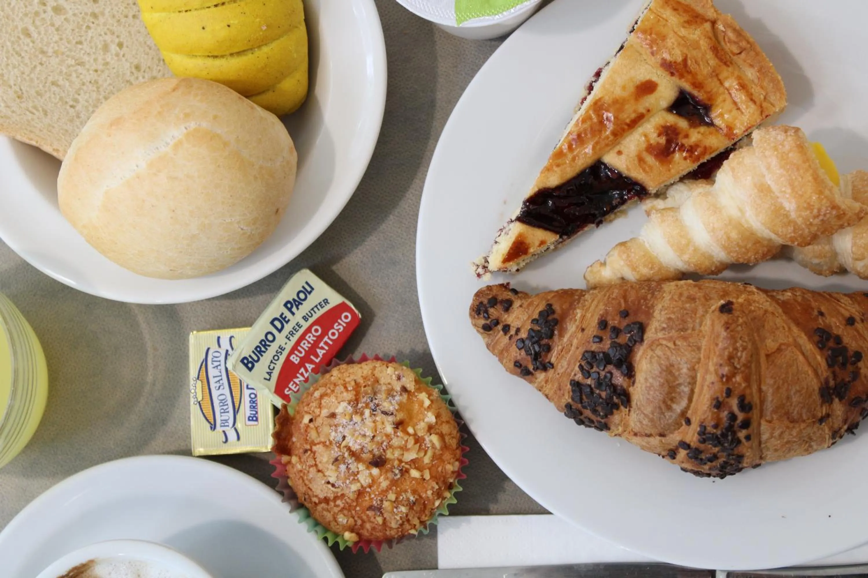 Breakfast in Hotel Royal Plaza