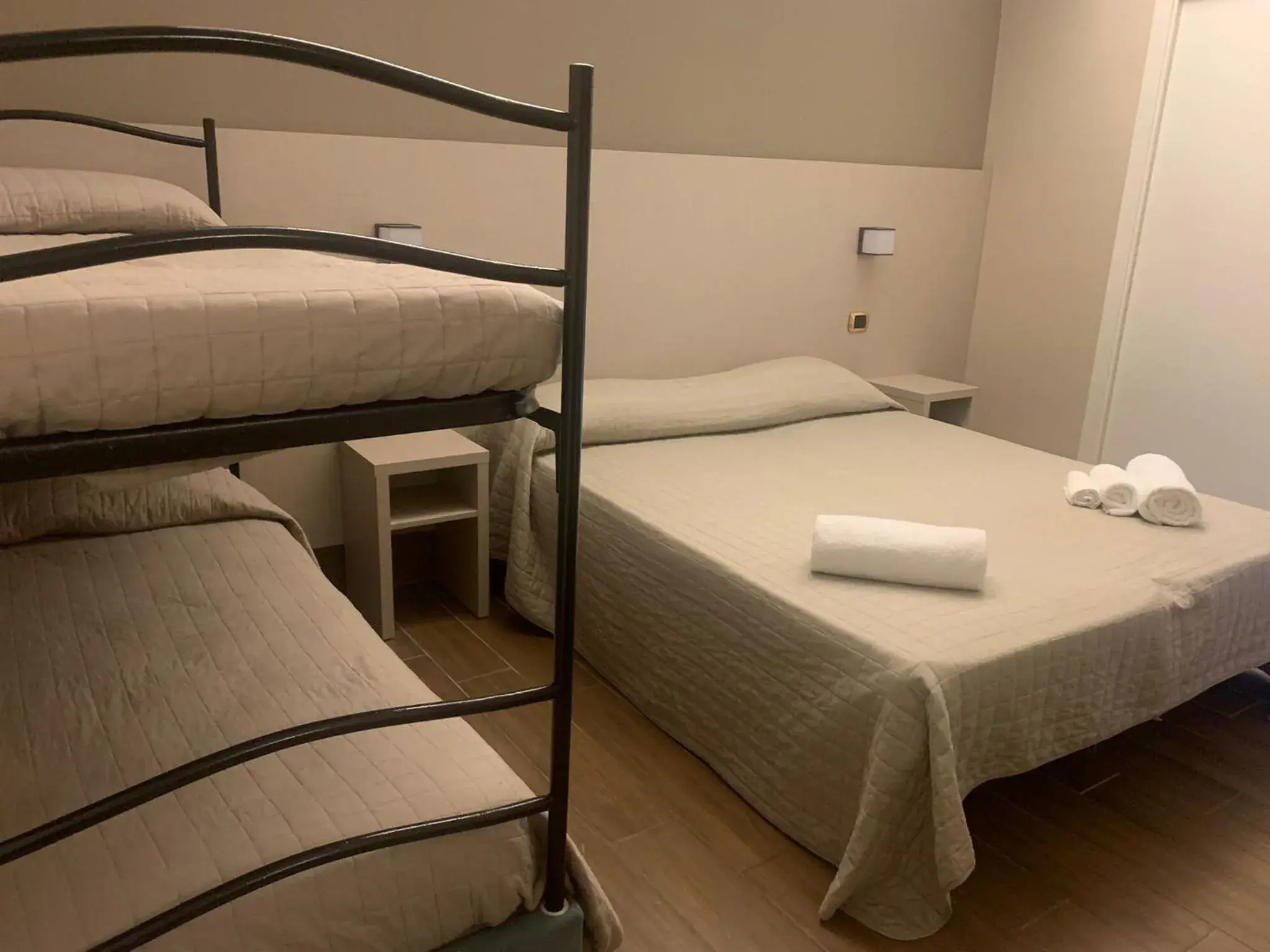 Bed in Hotel Royal Plaza Bed in Hotel Royal Plaza