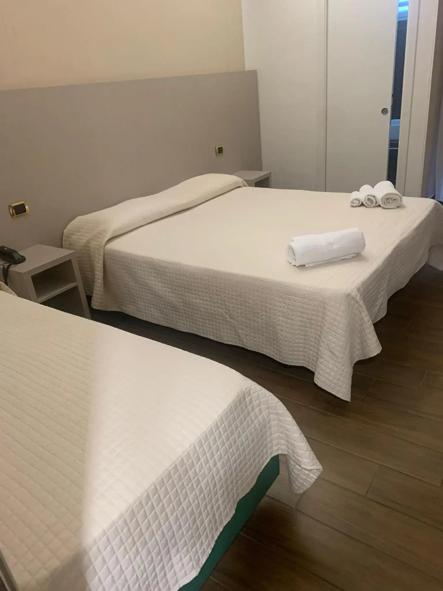 Bed in Hotel Royal Plaza Bed in Hotel Royal Plaza