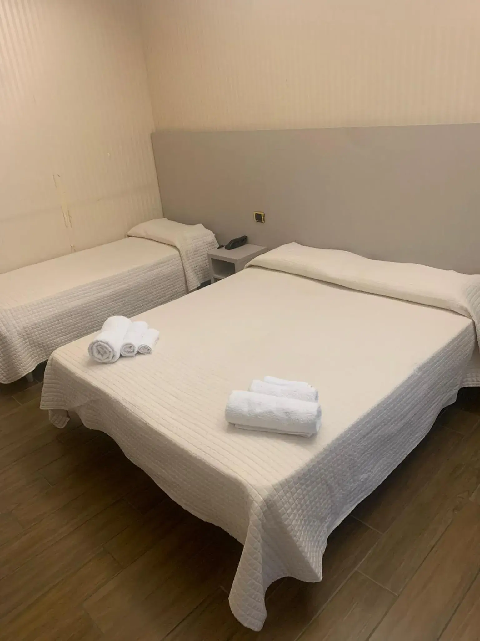 Bed in Hotel Royal Plaza Bed in Hotel Royal Plaza