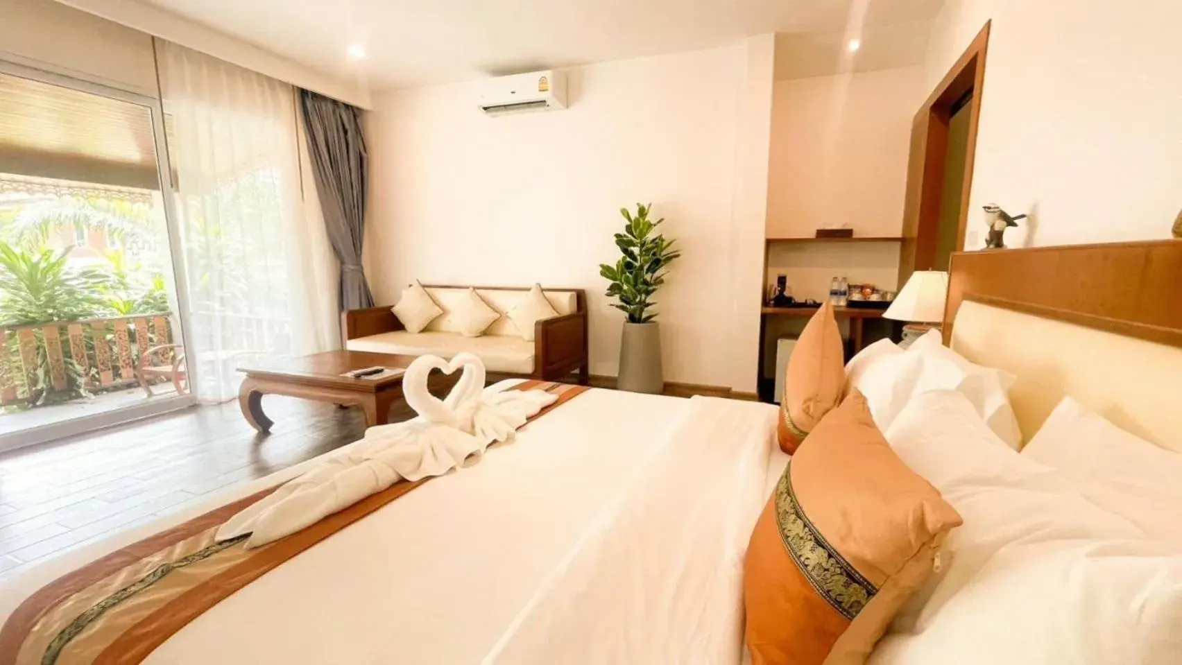 Bedroom, Bed in Aura Samui Best Beach Hotel - SHA Plus Bedroom, Bed in Aura Samui Best Beach Hotel - SHA Plus