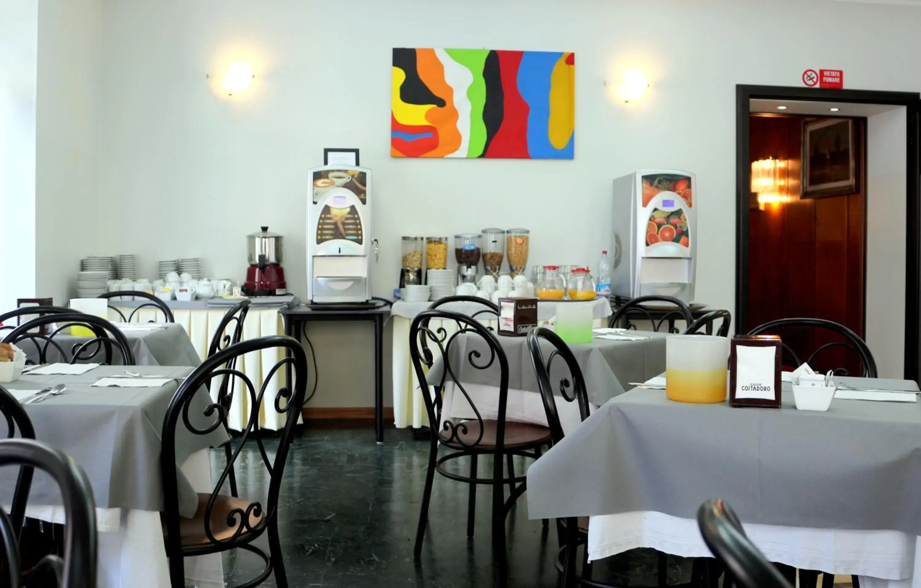 Restaurant/places to eat in Hotel Italia Restaurant/places to eat in Hotel Italia