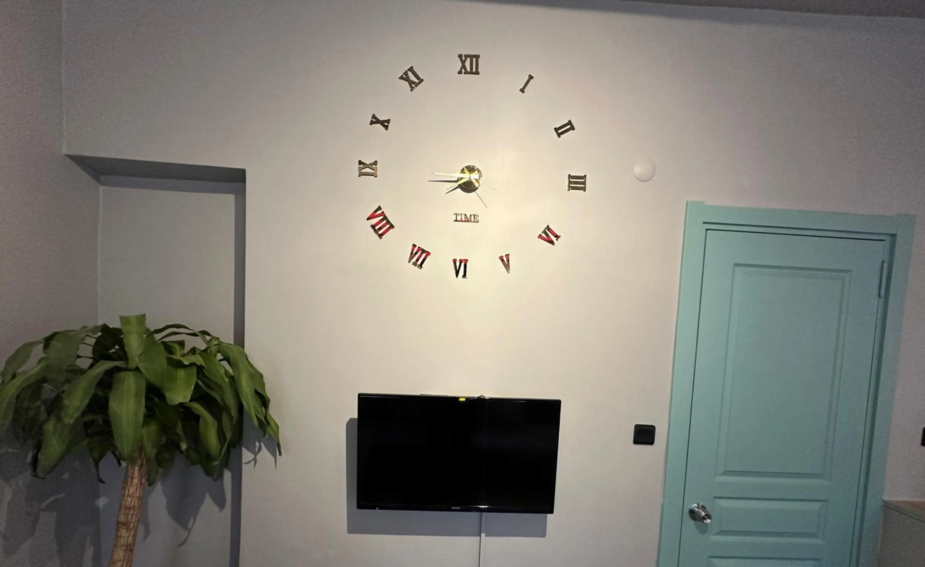 TV and multimedia in By Kinyas Hotel