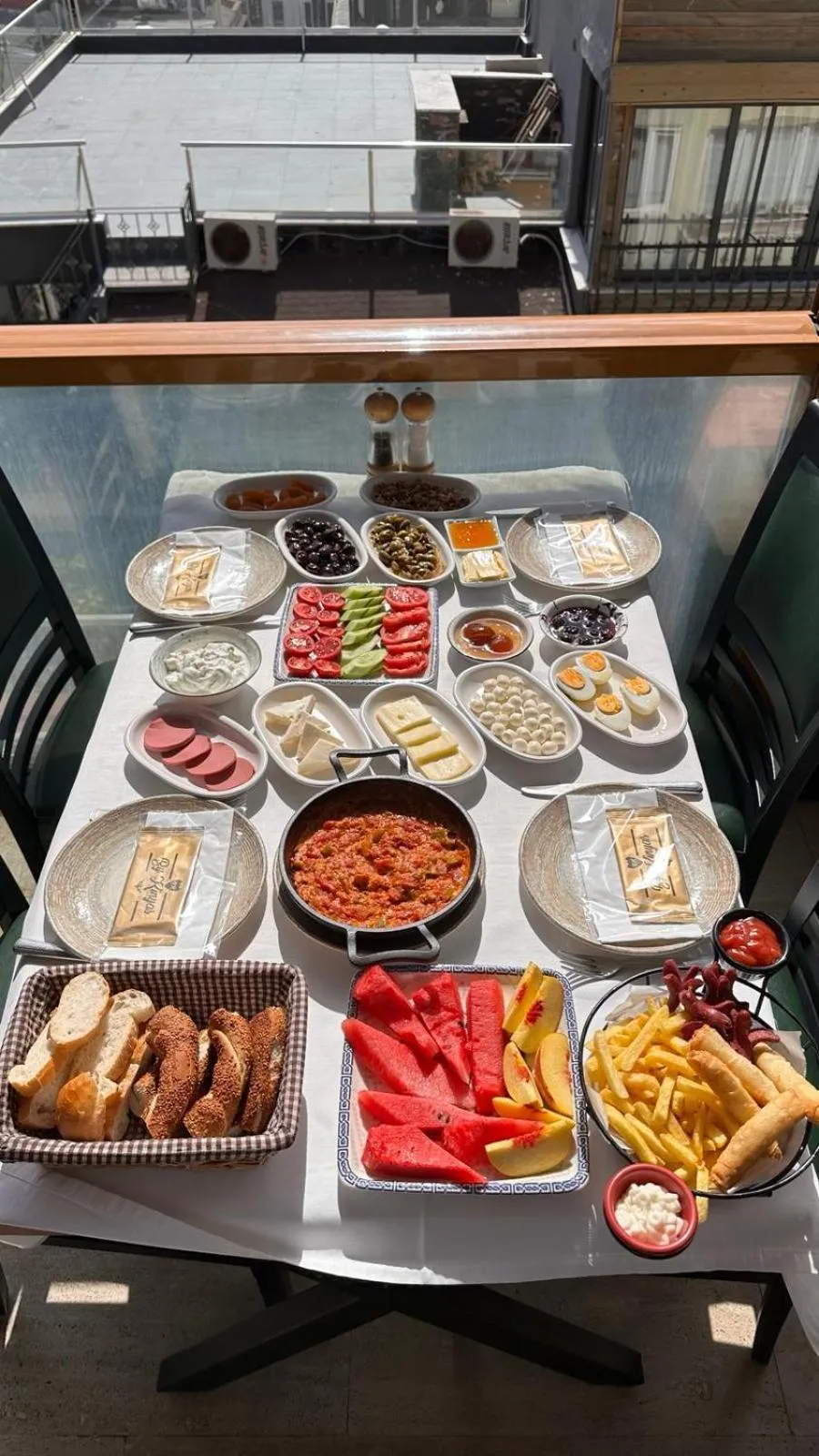 Food in By Kinyas Hotel